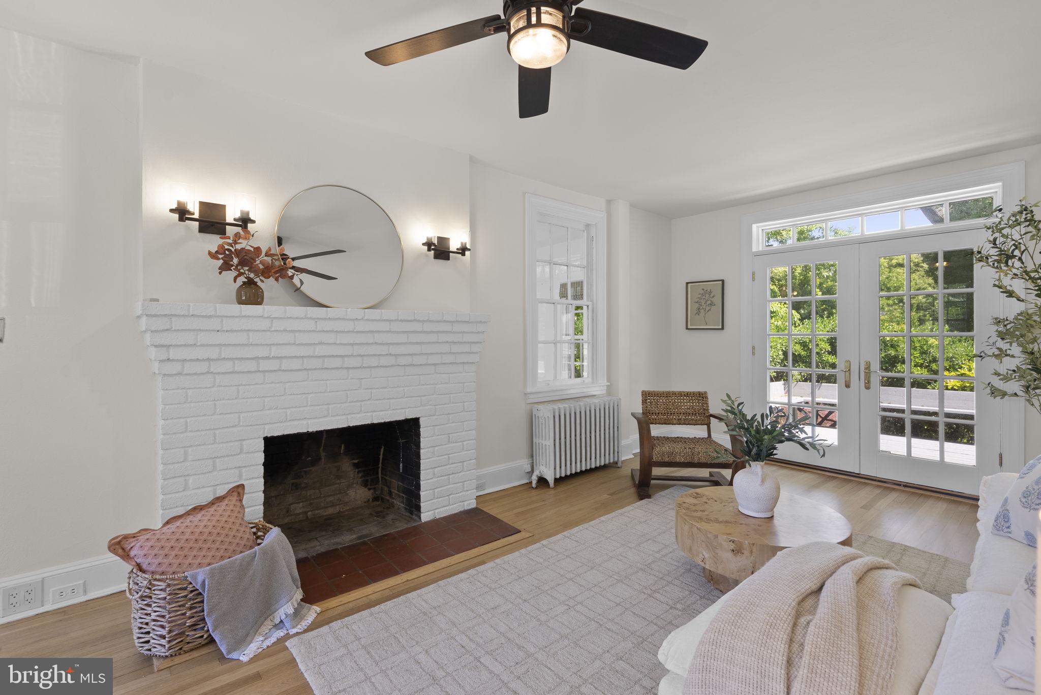 WARDOUR - Residential