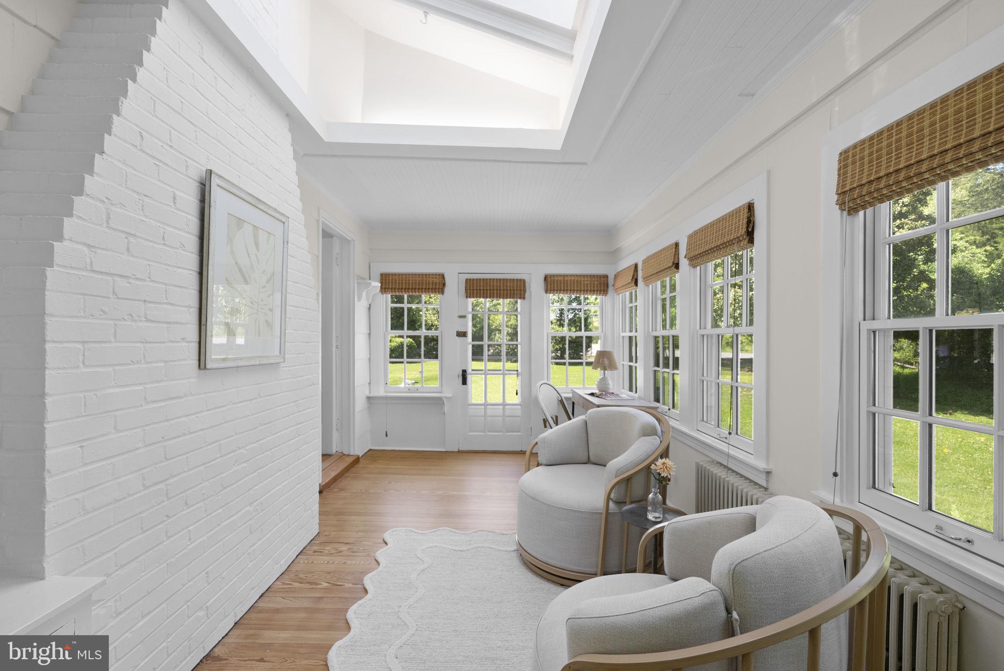 WARDOUR - Residential