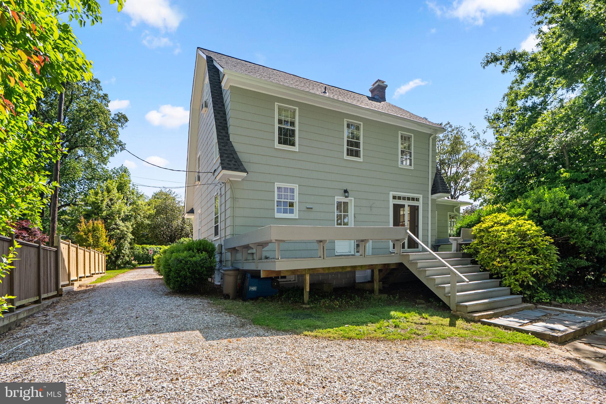 WARDOUR - Residential
