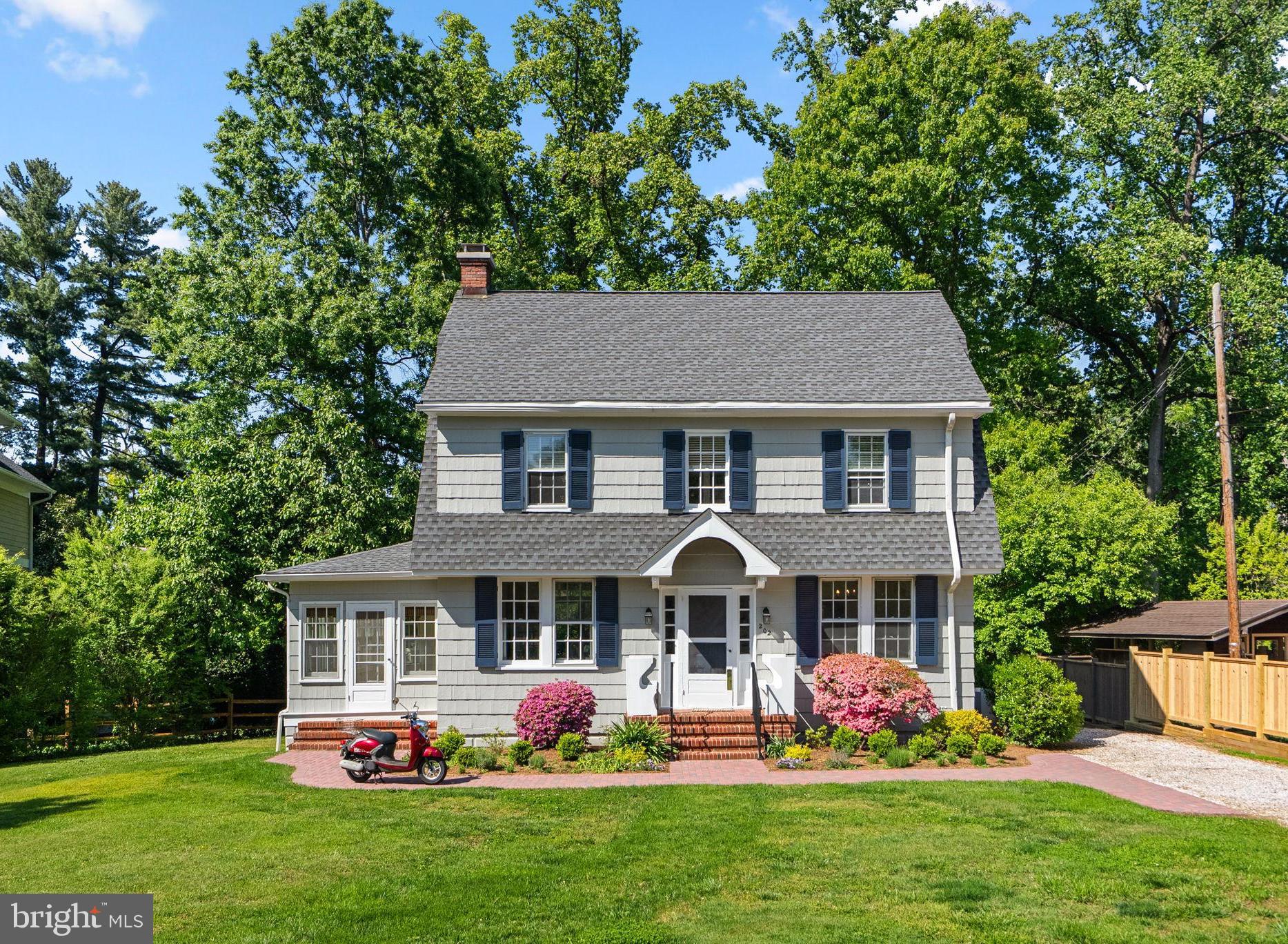 WARDOUR - Residential