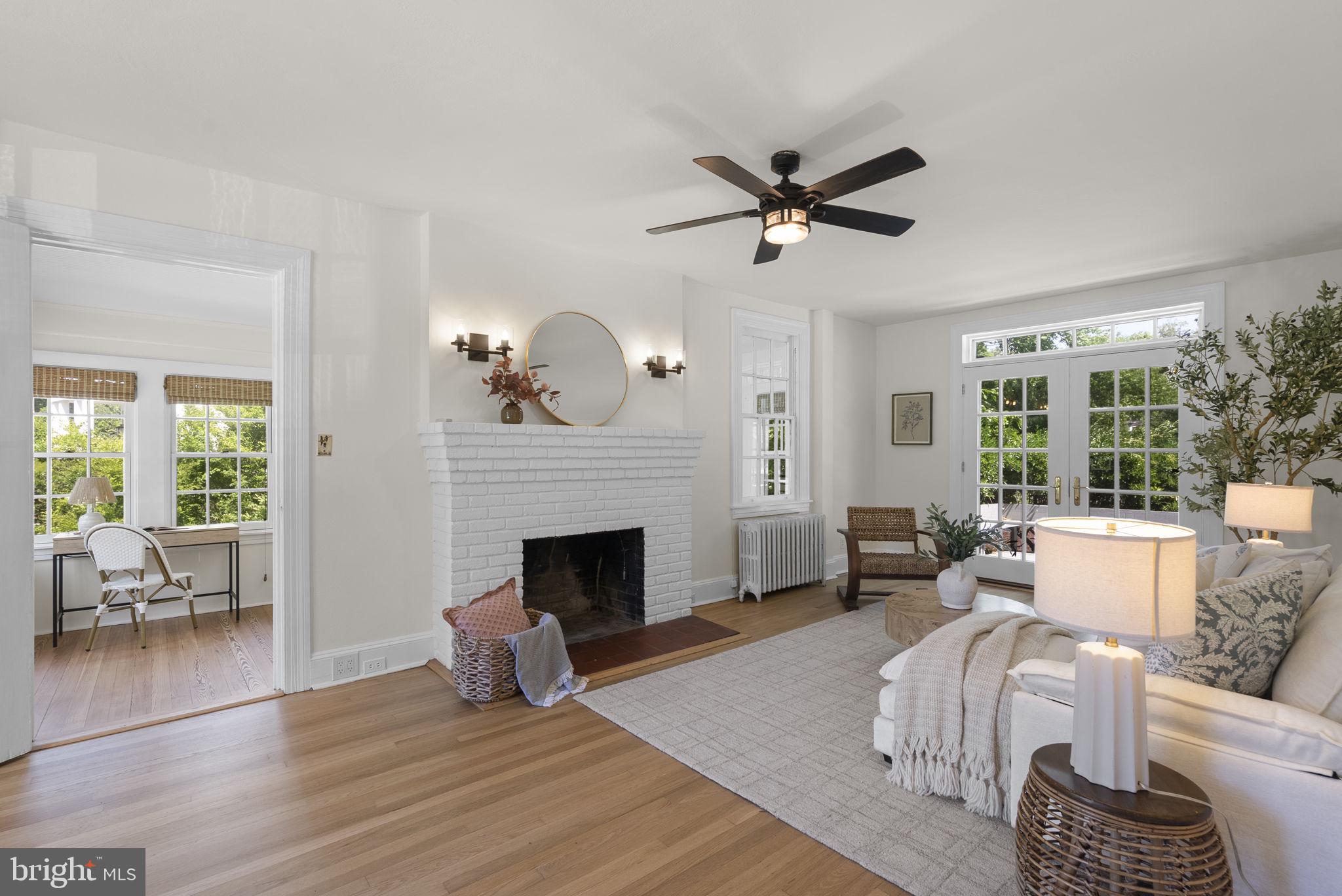 WARDOUR - Residential