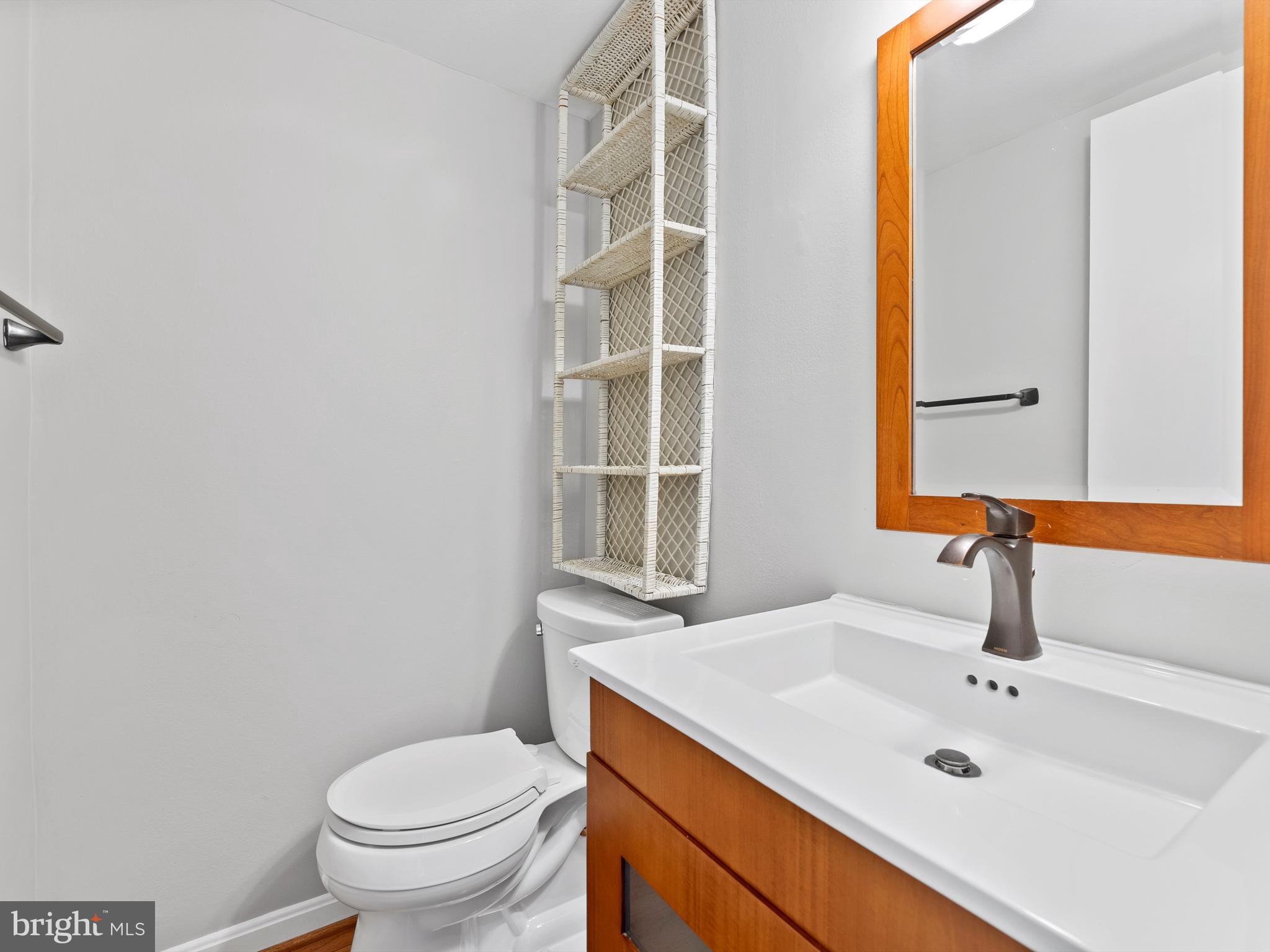 RESTON TOWN CENTER - Residential Lease