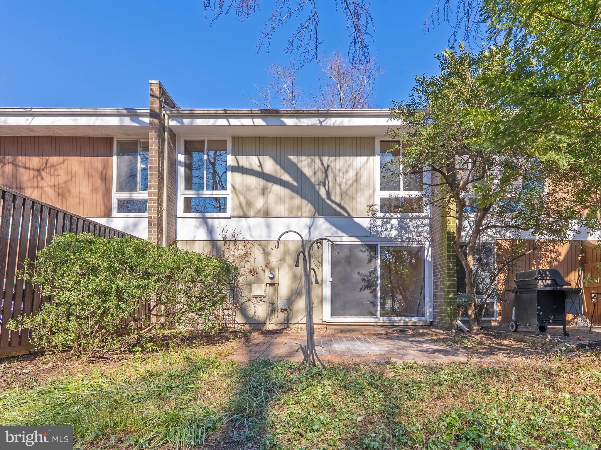 RESTON TOWN CENTER - Residential Lease