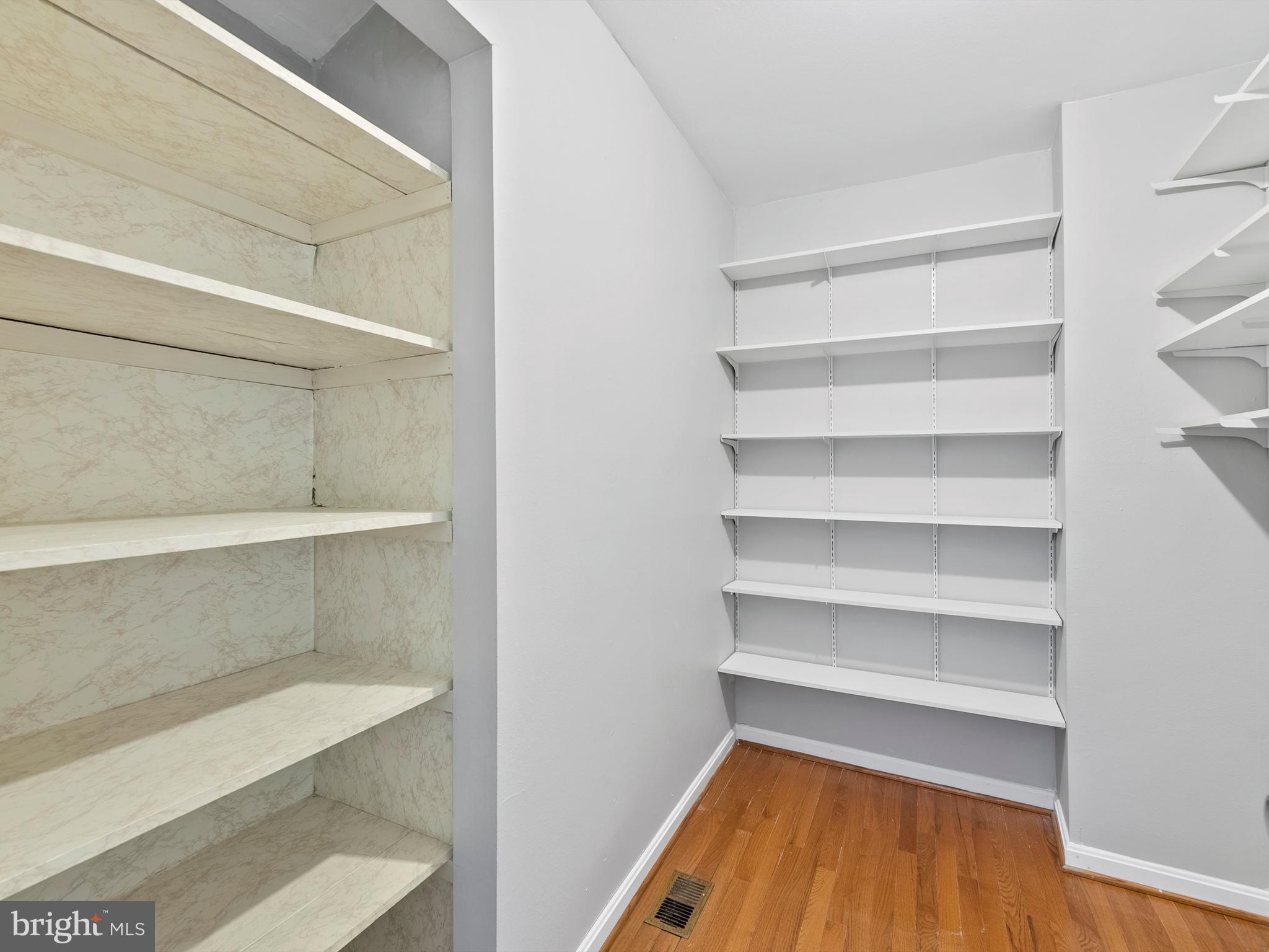 RESTON TOWN CENTER - Residential Lease