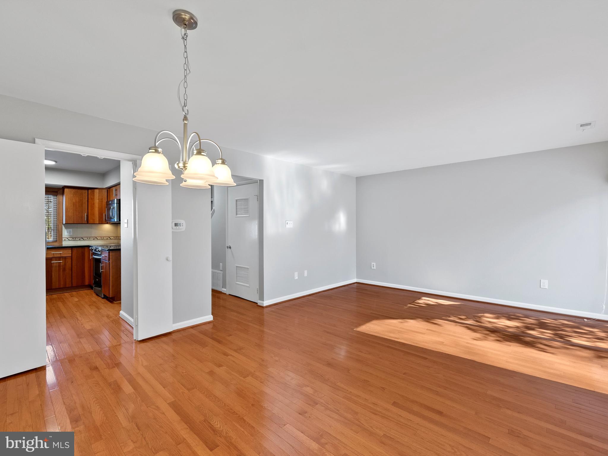 RESTON TOWN CENTER - Residential Lease