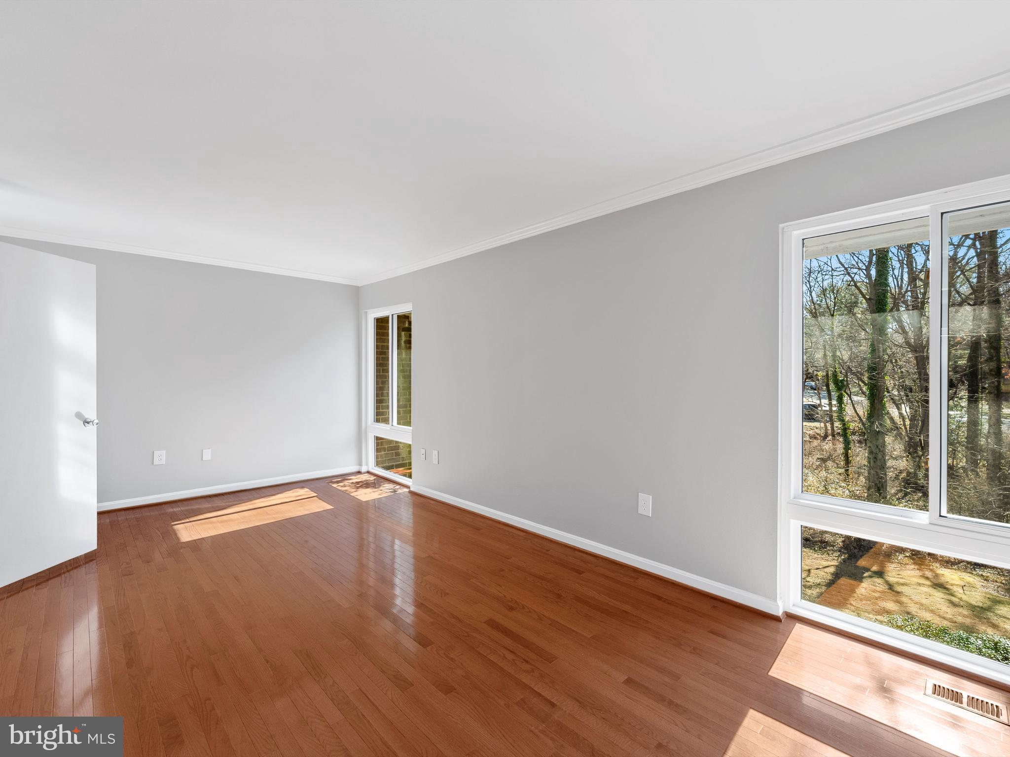 RESTON TOWN CENTER - Residential Lease