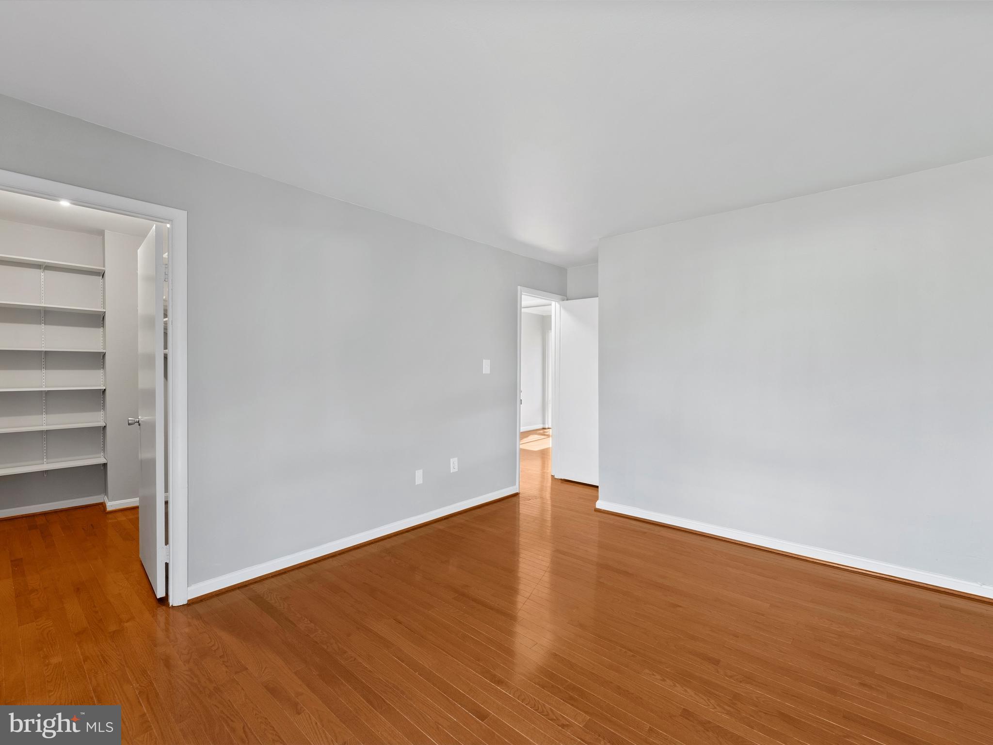 RESTON TOWN CENTER - Residential Lease