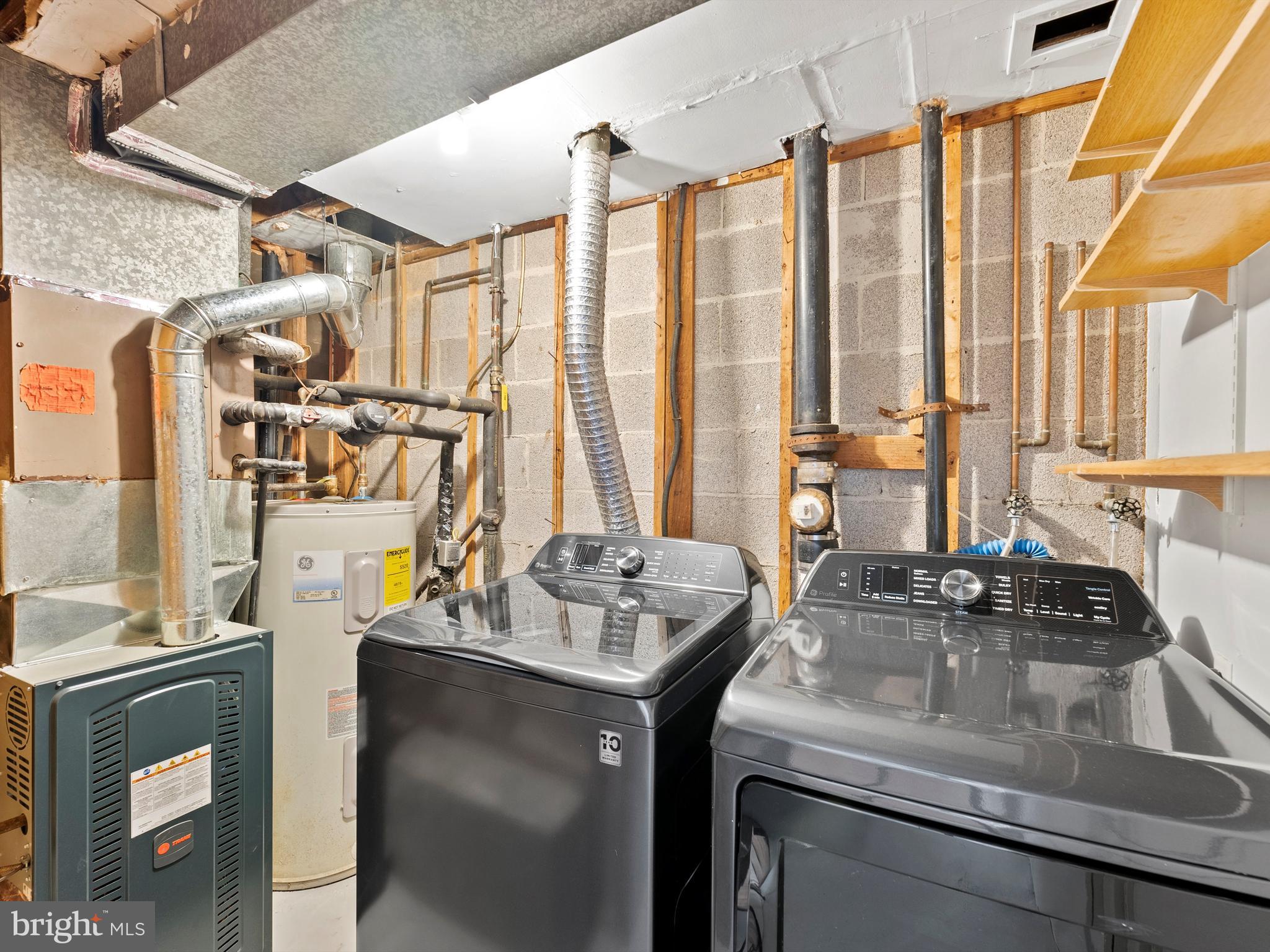 RESTON TOWN CENTER - Residential Lease