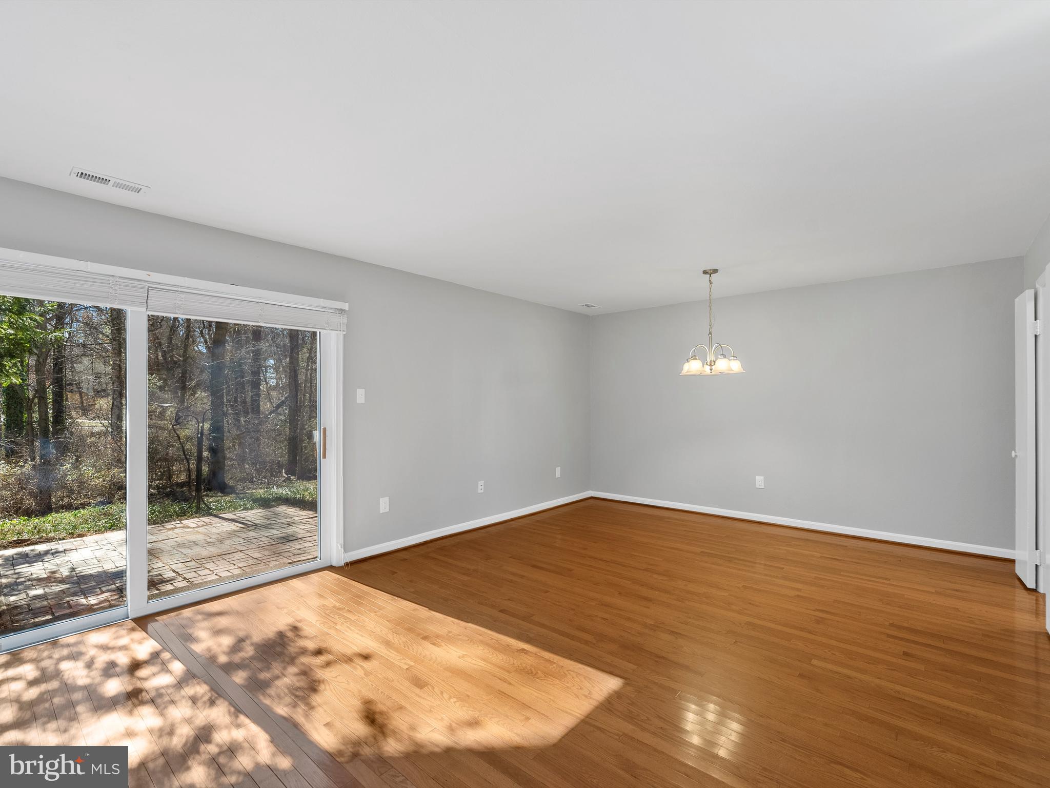 RESTON TOWN CENTER - Residential Lease