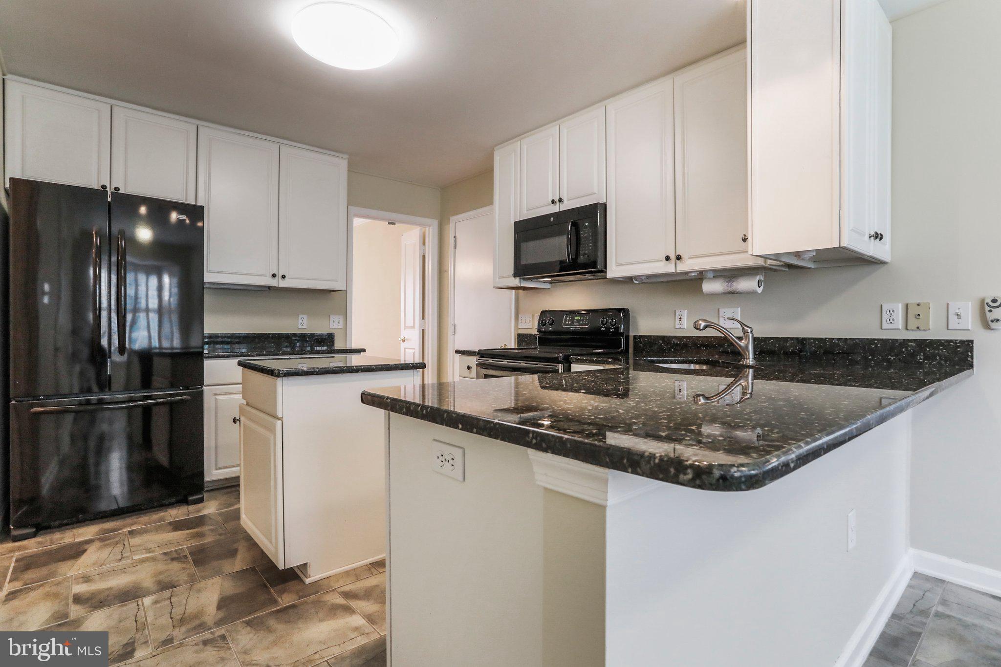 WORMANS MILL - Residential