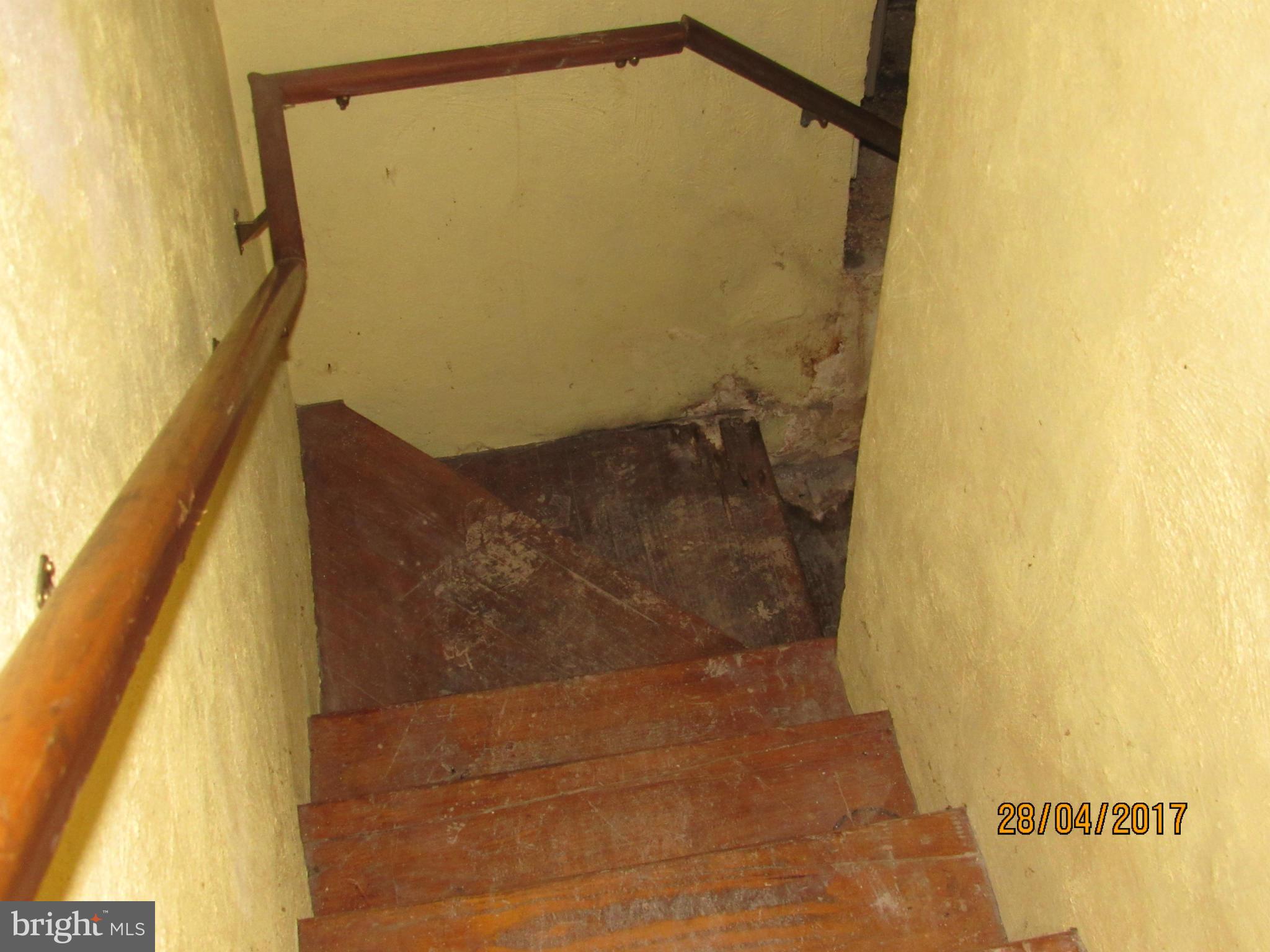 ELMWOOD - Residential