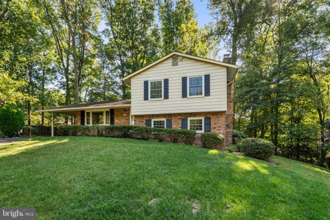Photo of 3426 Pellinore Place, ANNANDALE, VA 22003 (MLS # VAFX2339060)