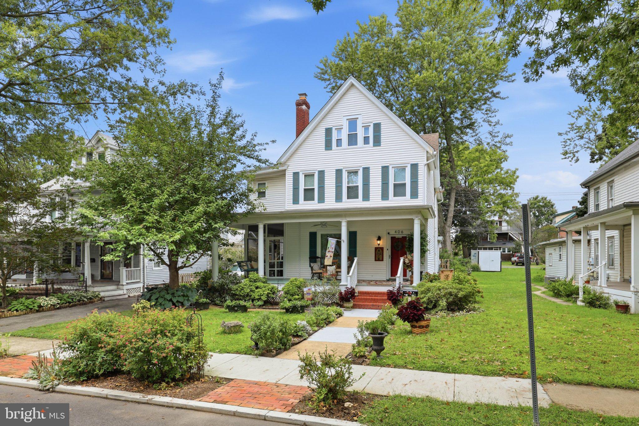 406 N BRADFORD