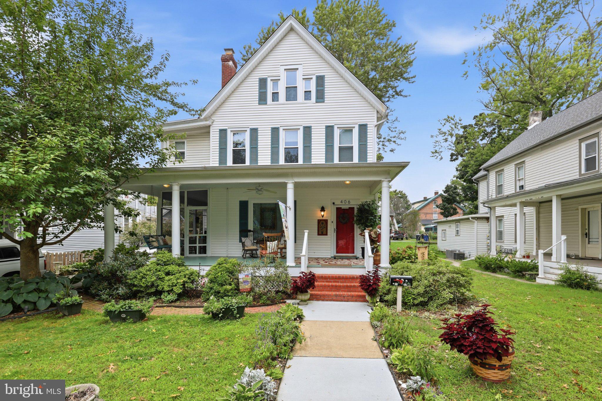 406 N BRADFORD