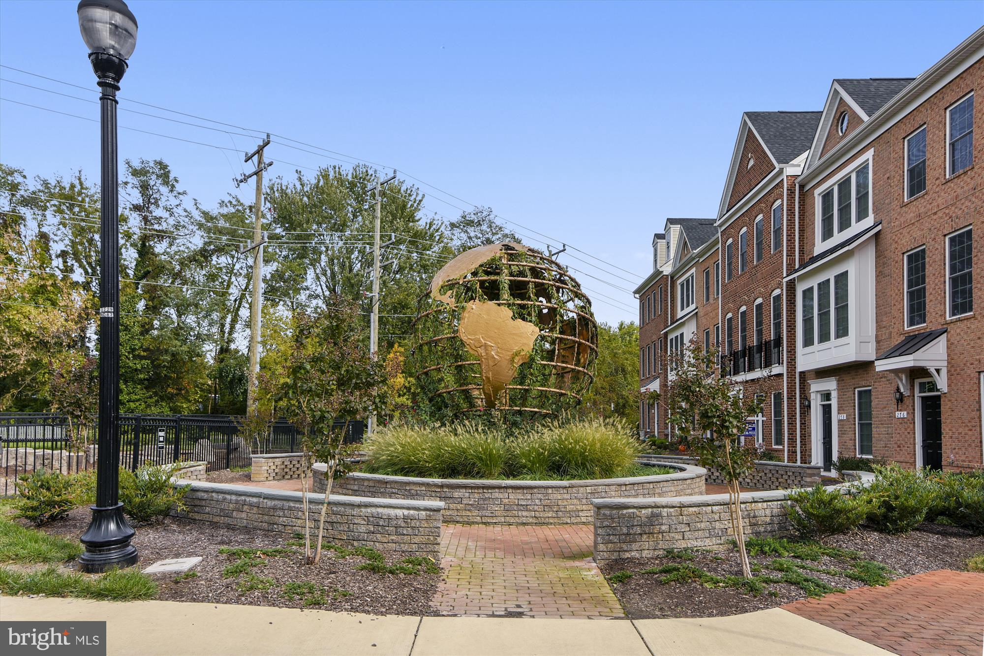 CRESCENT PLACE - Residential