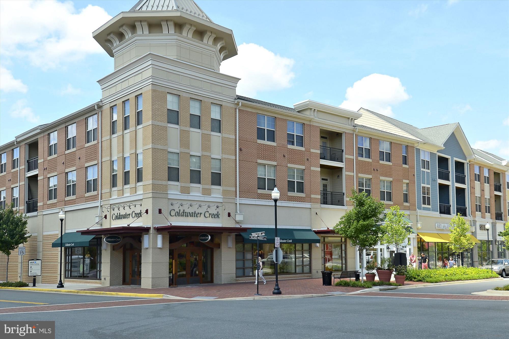 CRESCENT PLACE - Residential