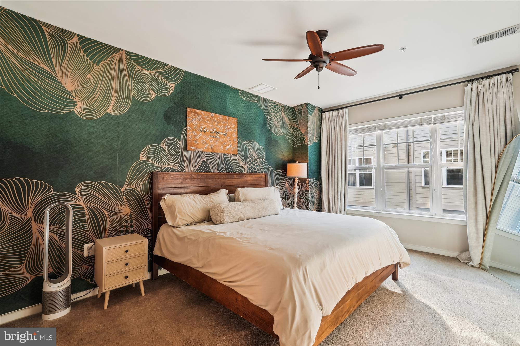 CRESCENT PLACE - Residential