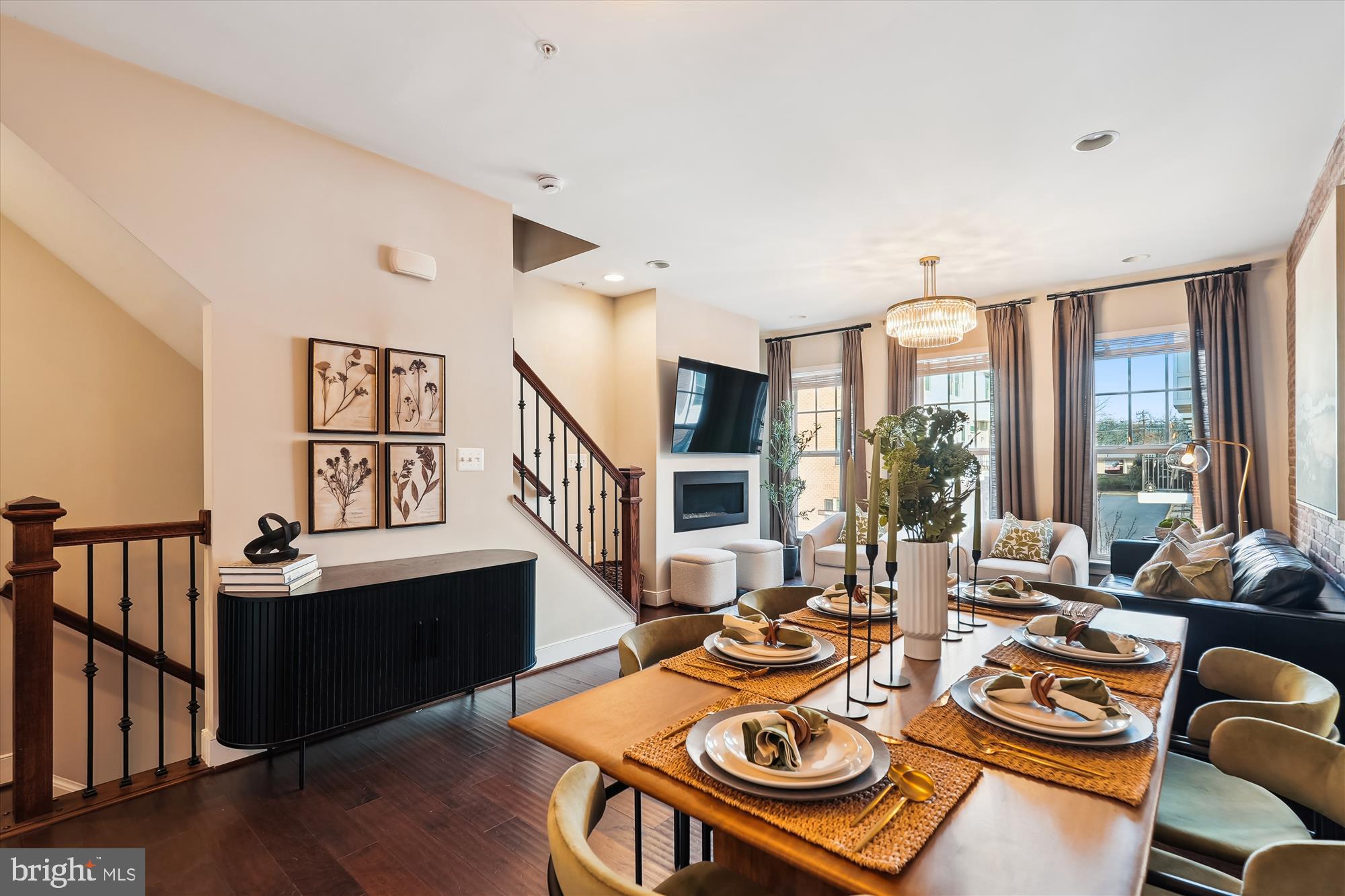 CRESCENT PLACE - Residential