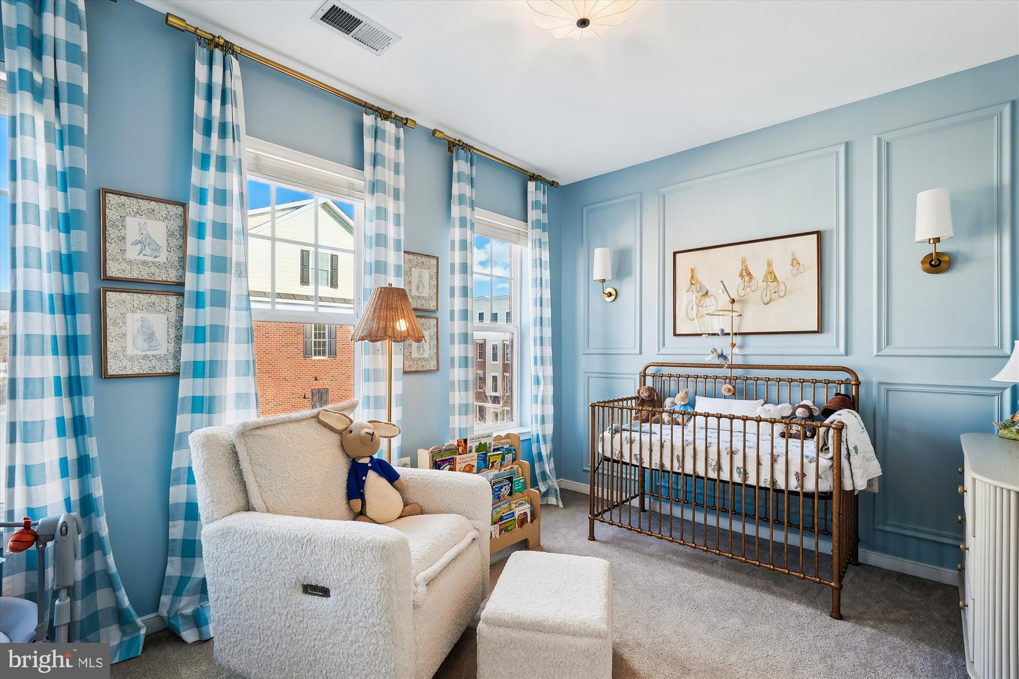 CRESCENT PLACE - Residential