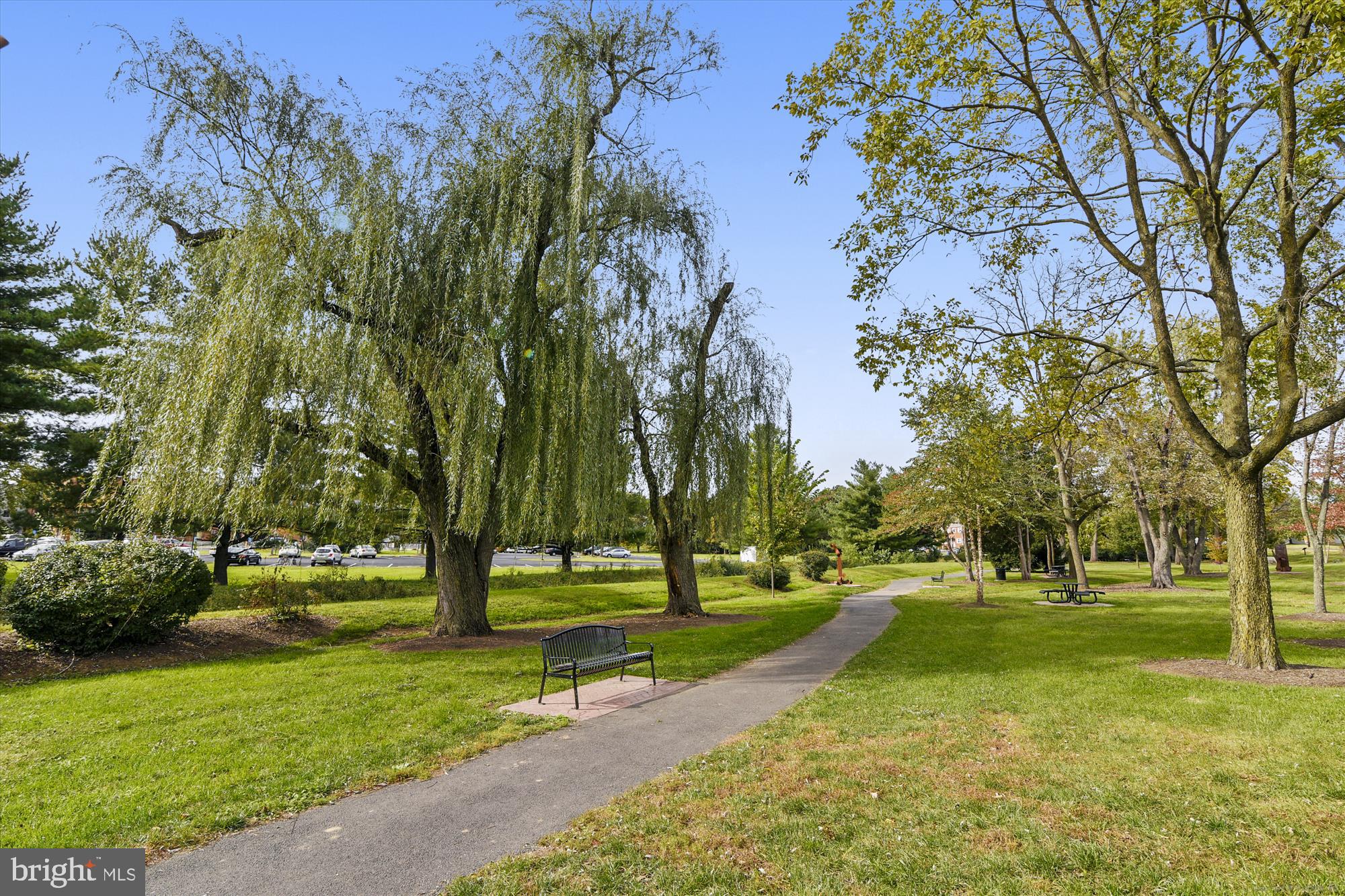 CRESCENT PLACE - Residential