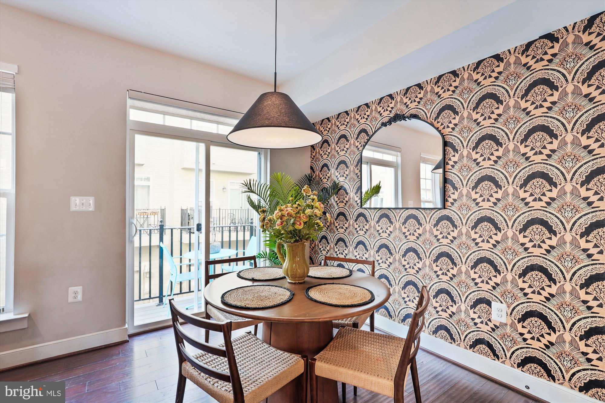 CRESCENT PLACE - Residential