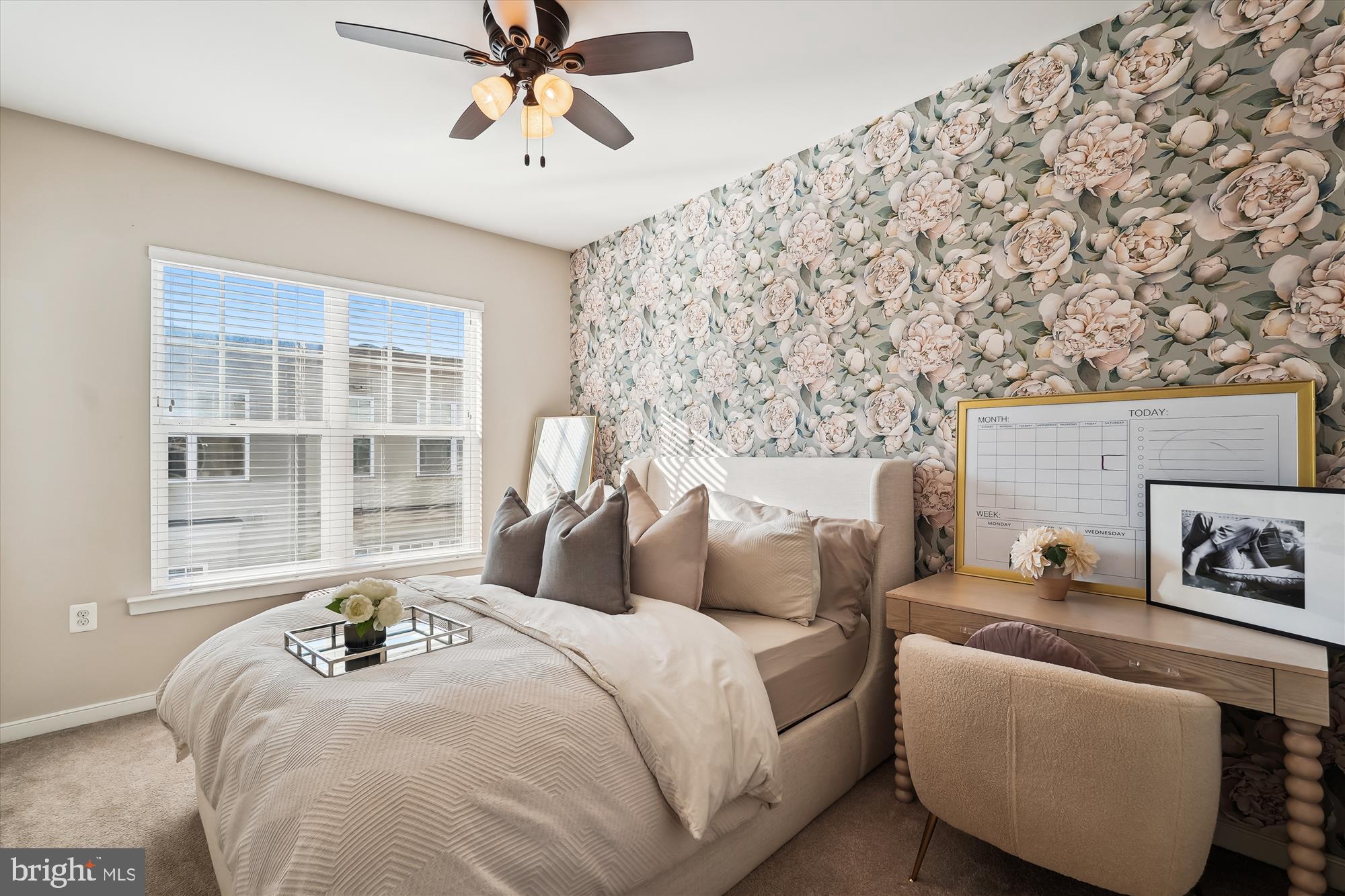 CRESCENT PLACE - Residential