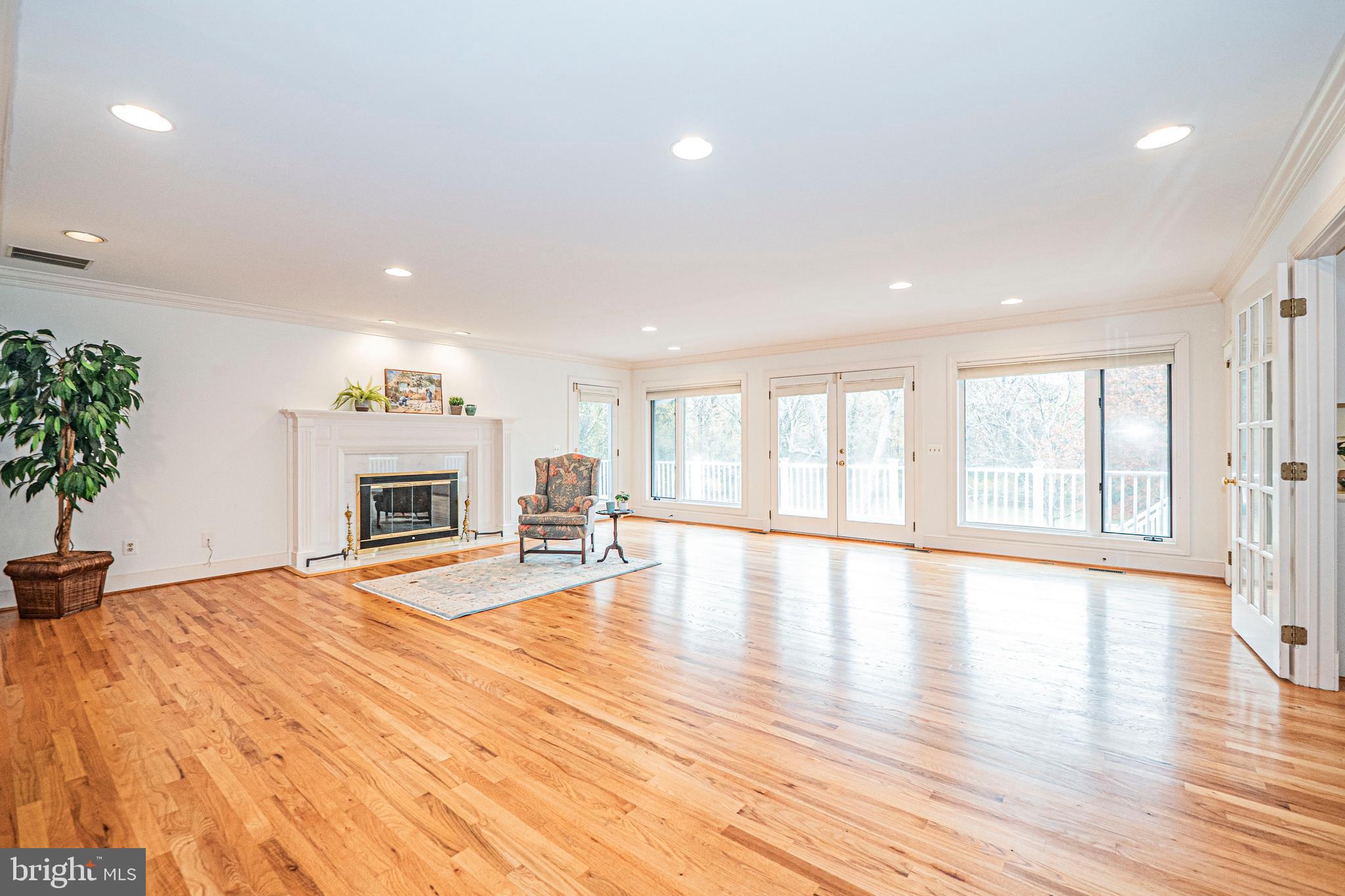 BANNER COUNTRY - Residential