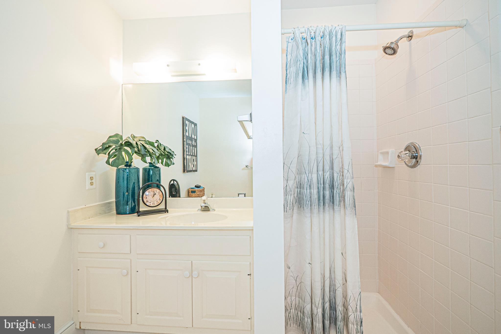 BANNER COUNTRY - Residential