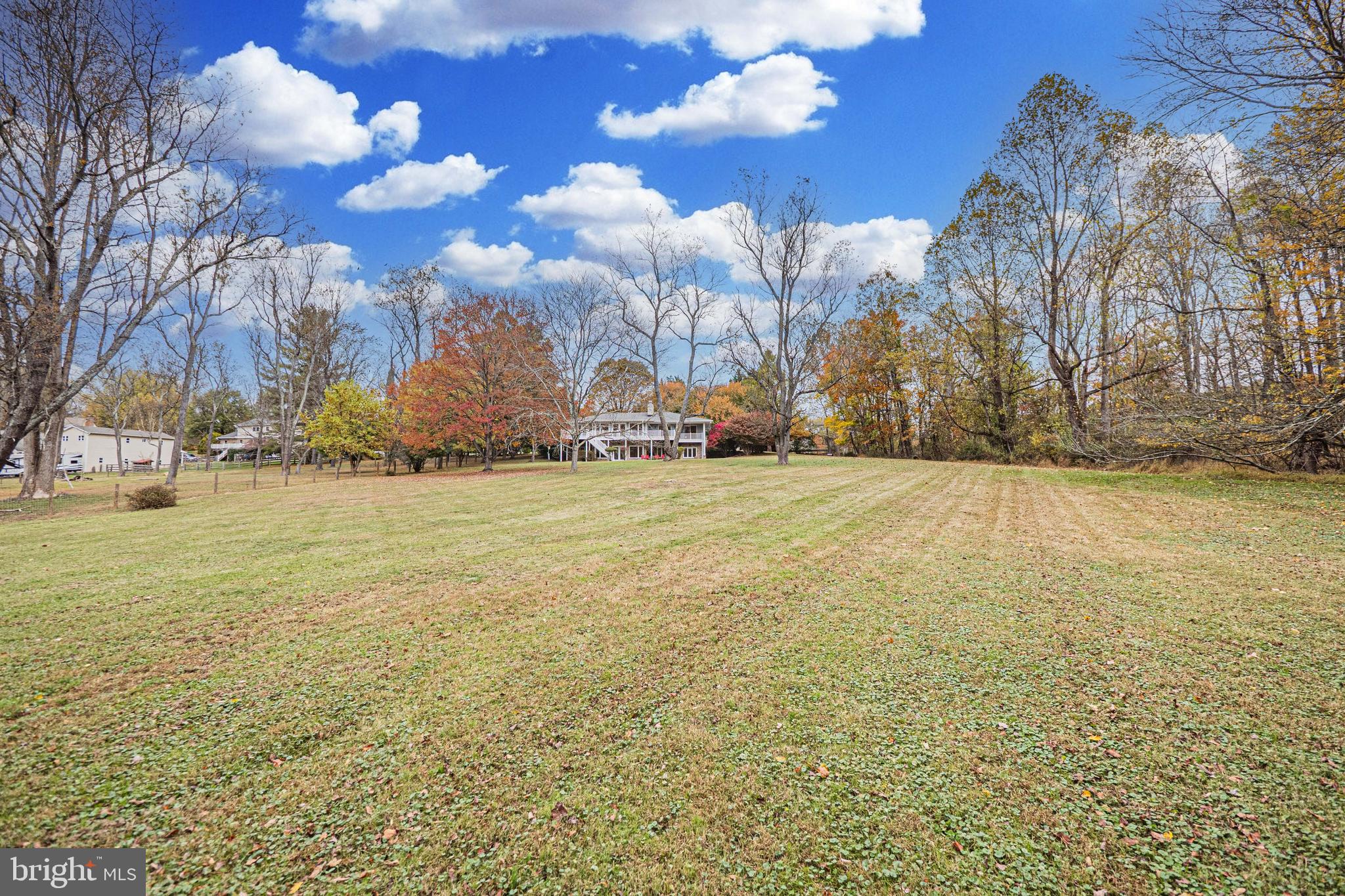 BANNER COUNTRY - Residential