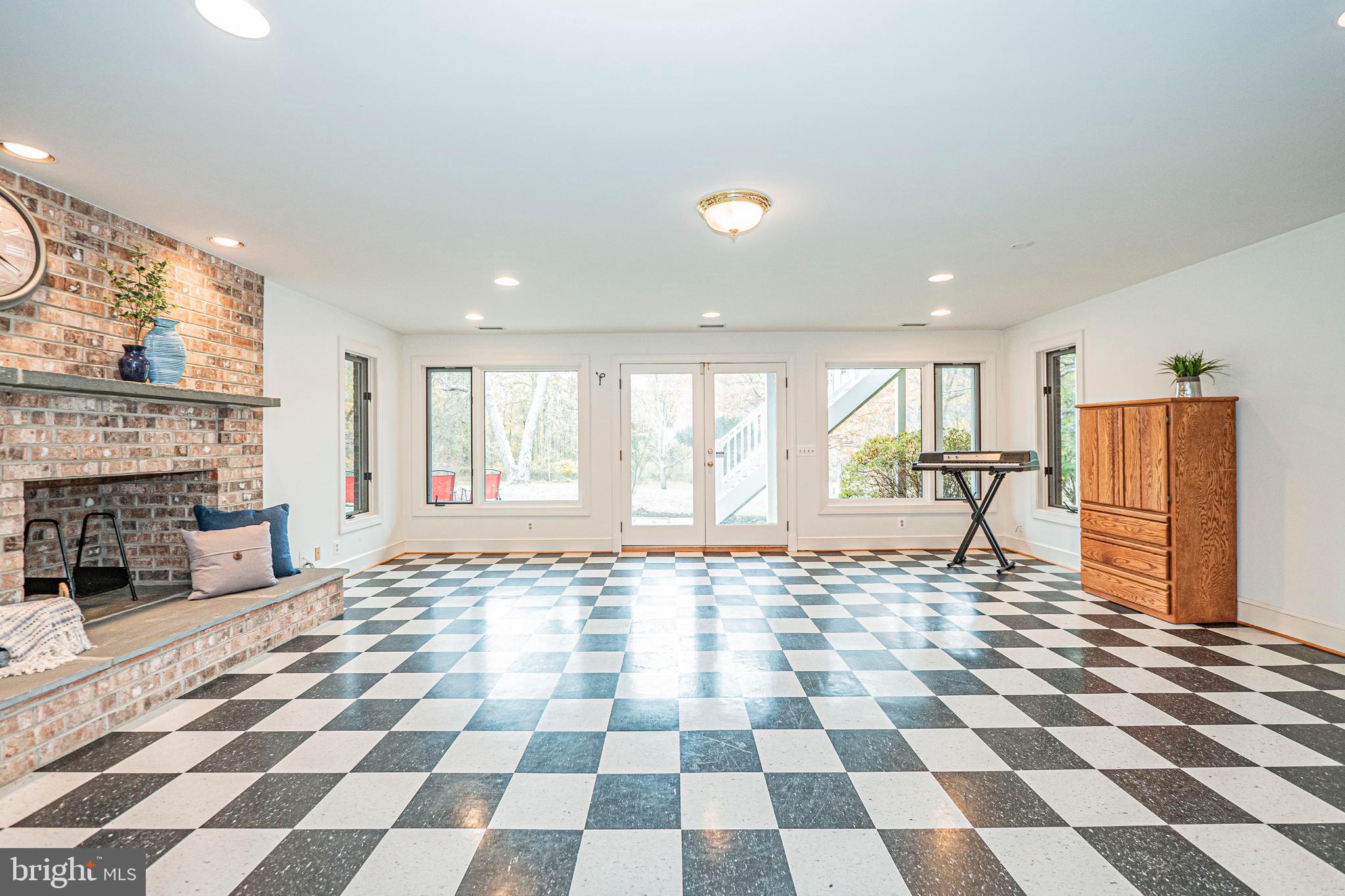 BANNER COUNTRY - Residential