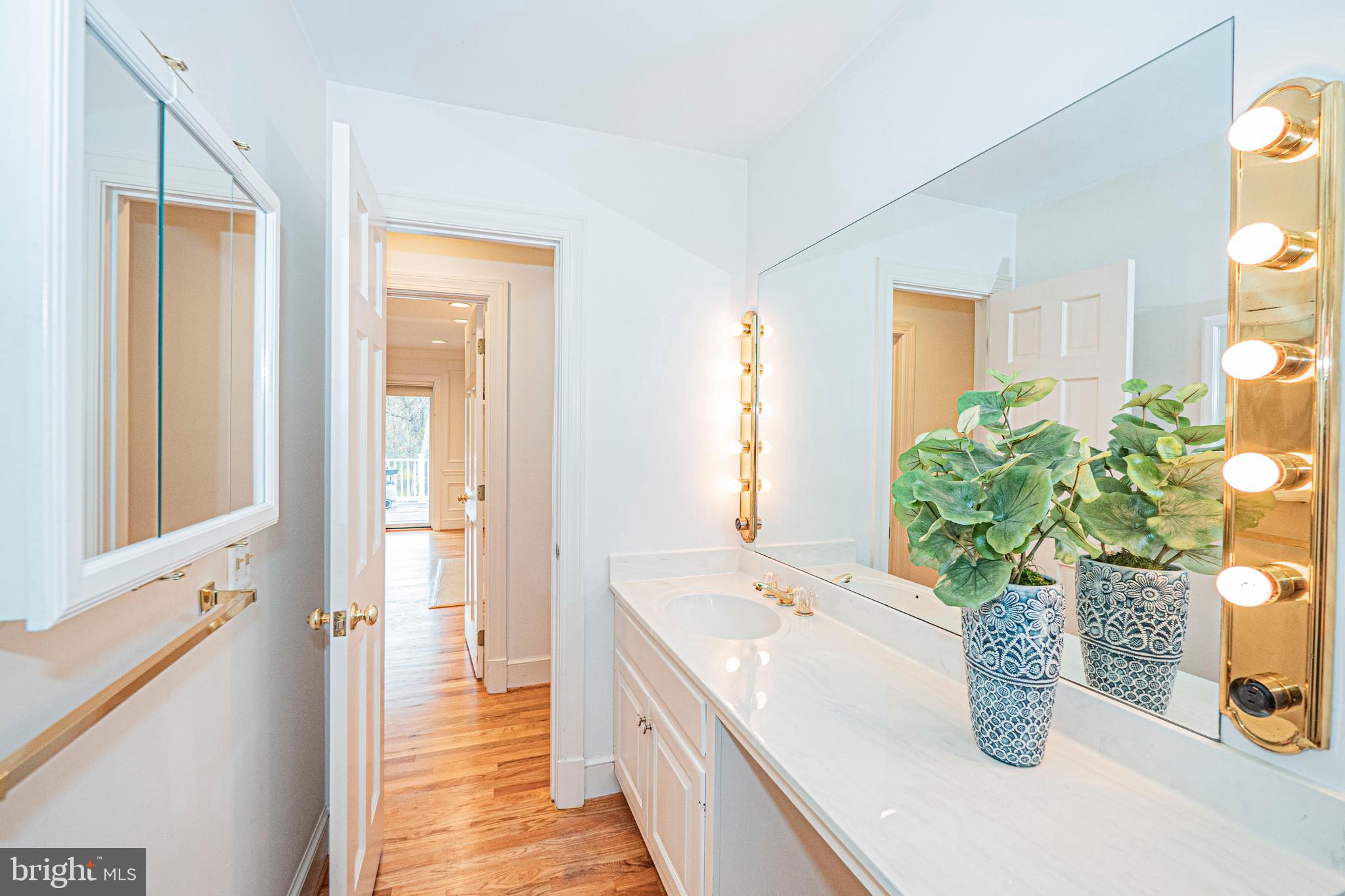 BANNER COUNTRY - Residential