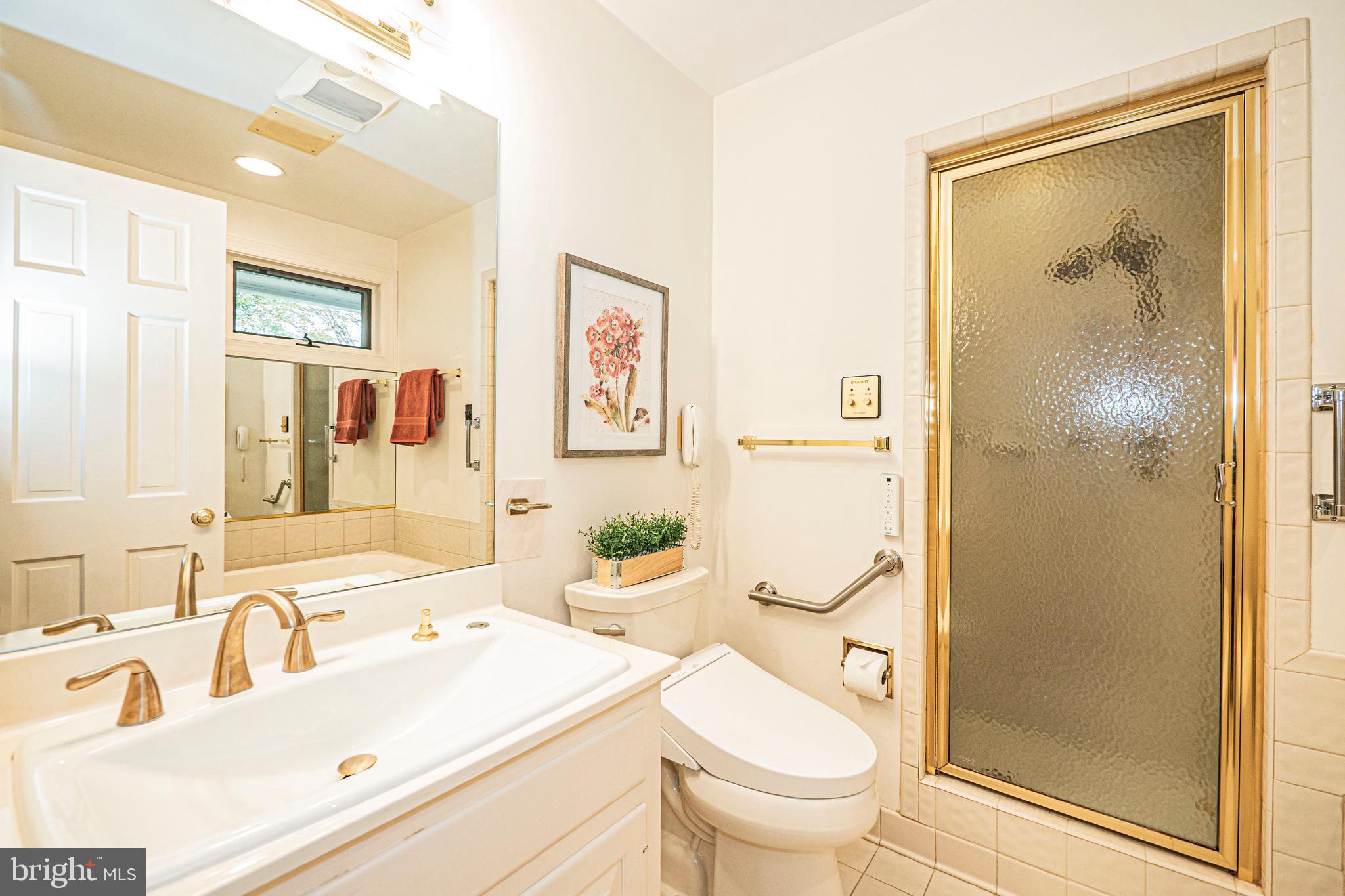 BANNER COUNTRY - Residential