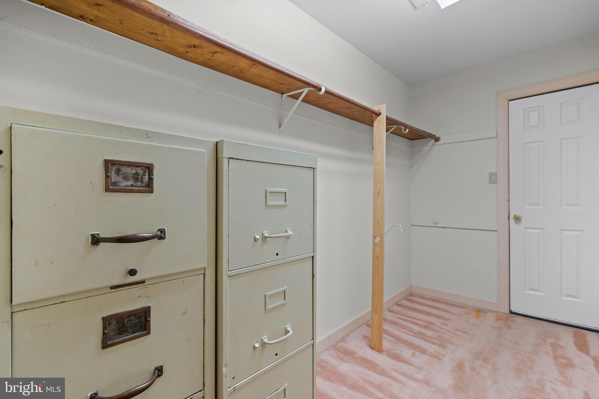 KERRICK MANOR - Residential