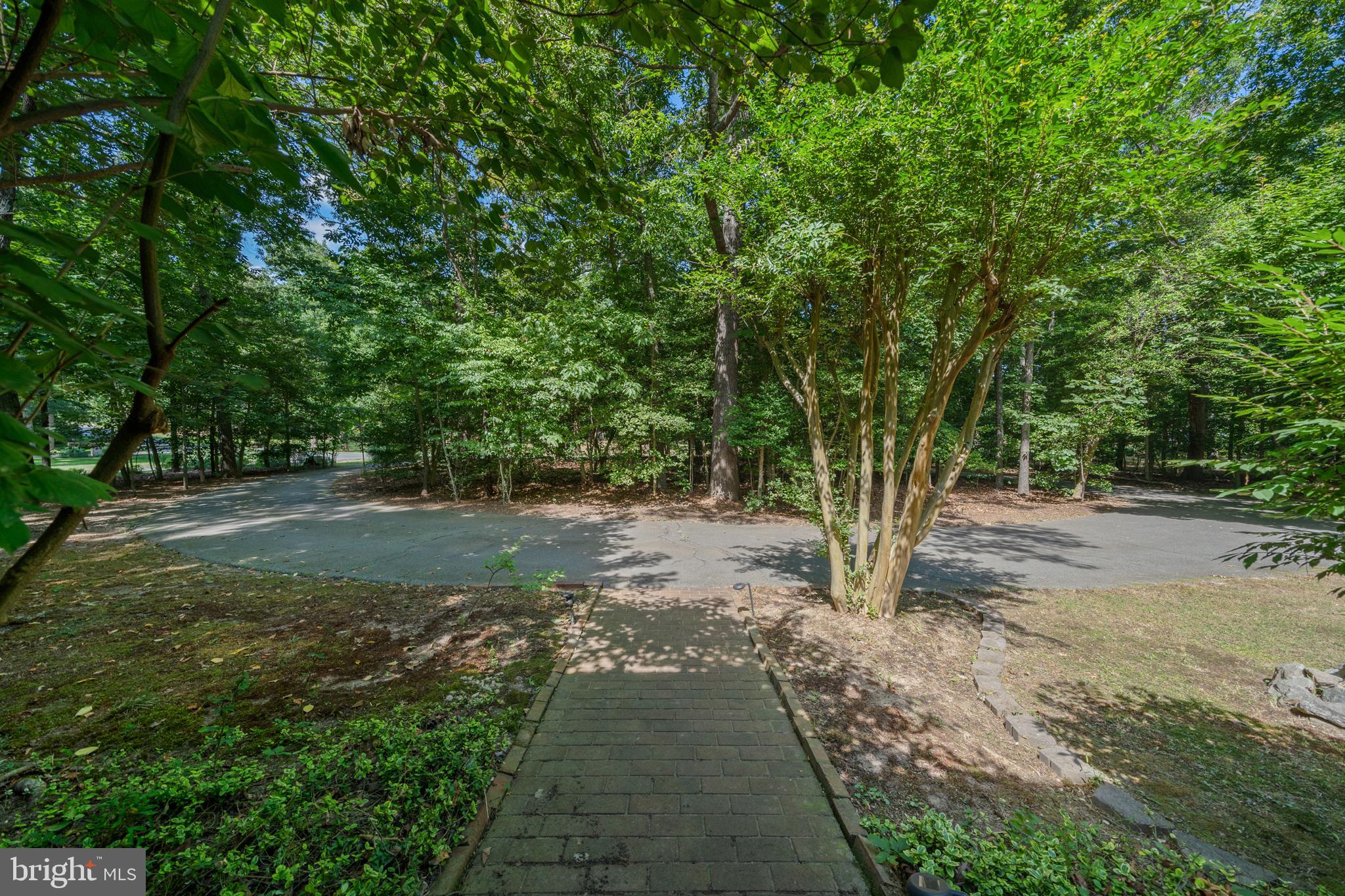 KERRICK MANOR - Residential