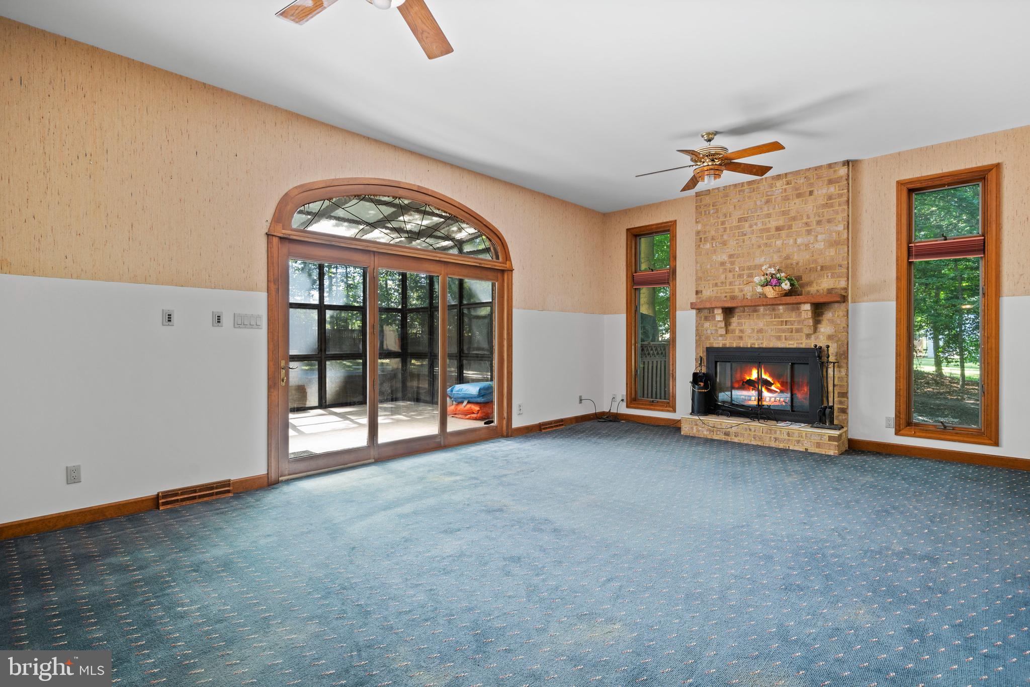 KERRICK MANOR - Residential