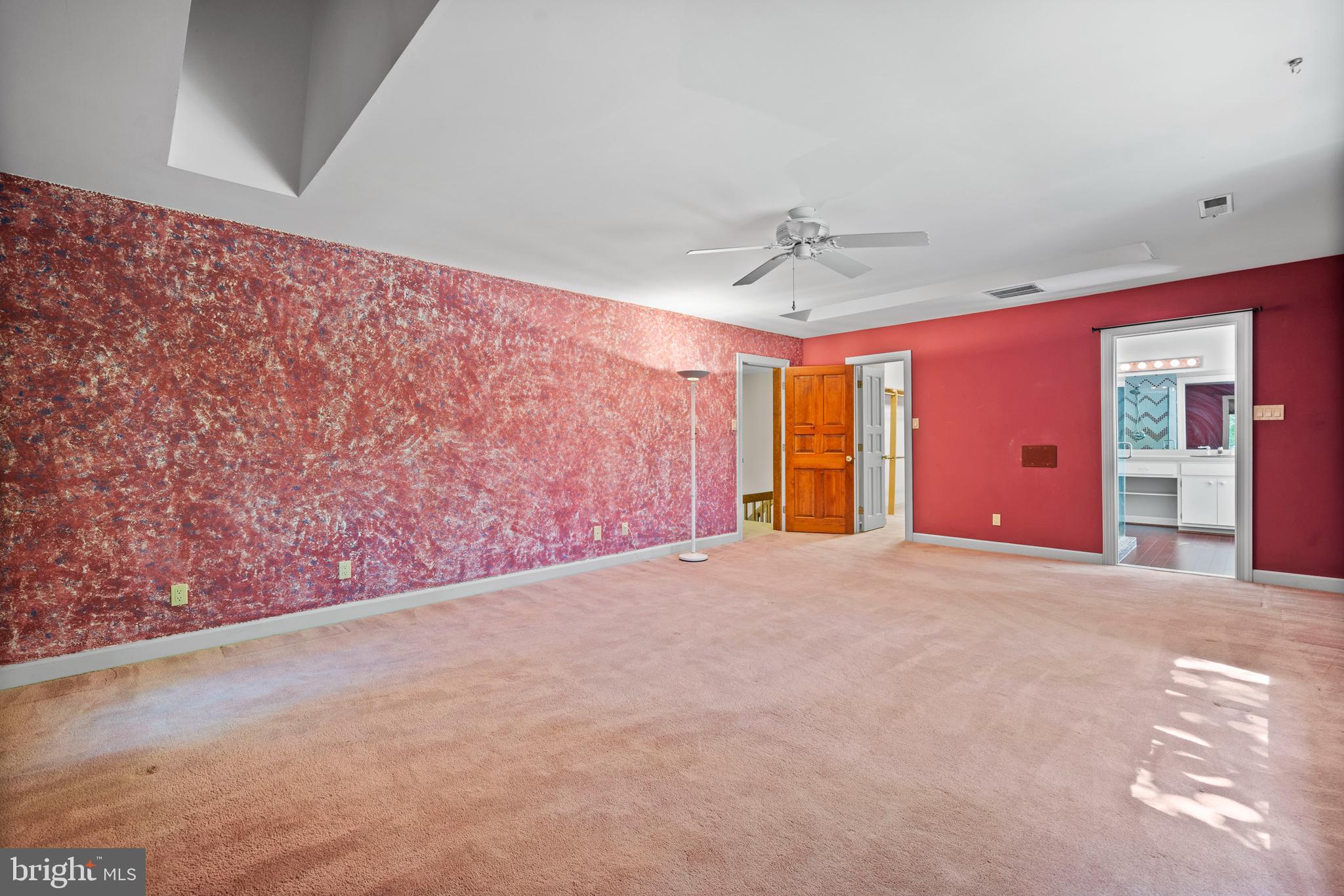 KERRICK MANOR - Residential