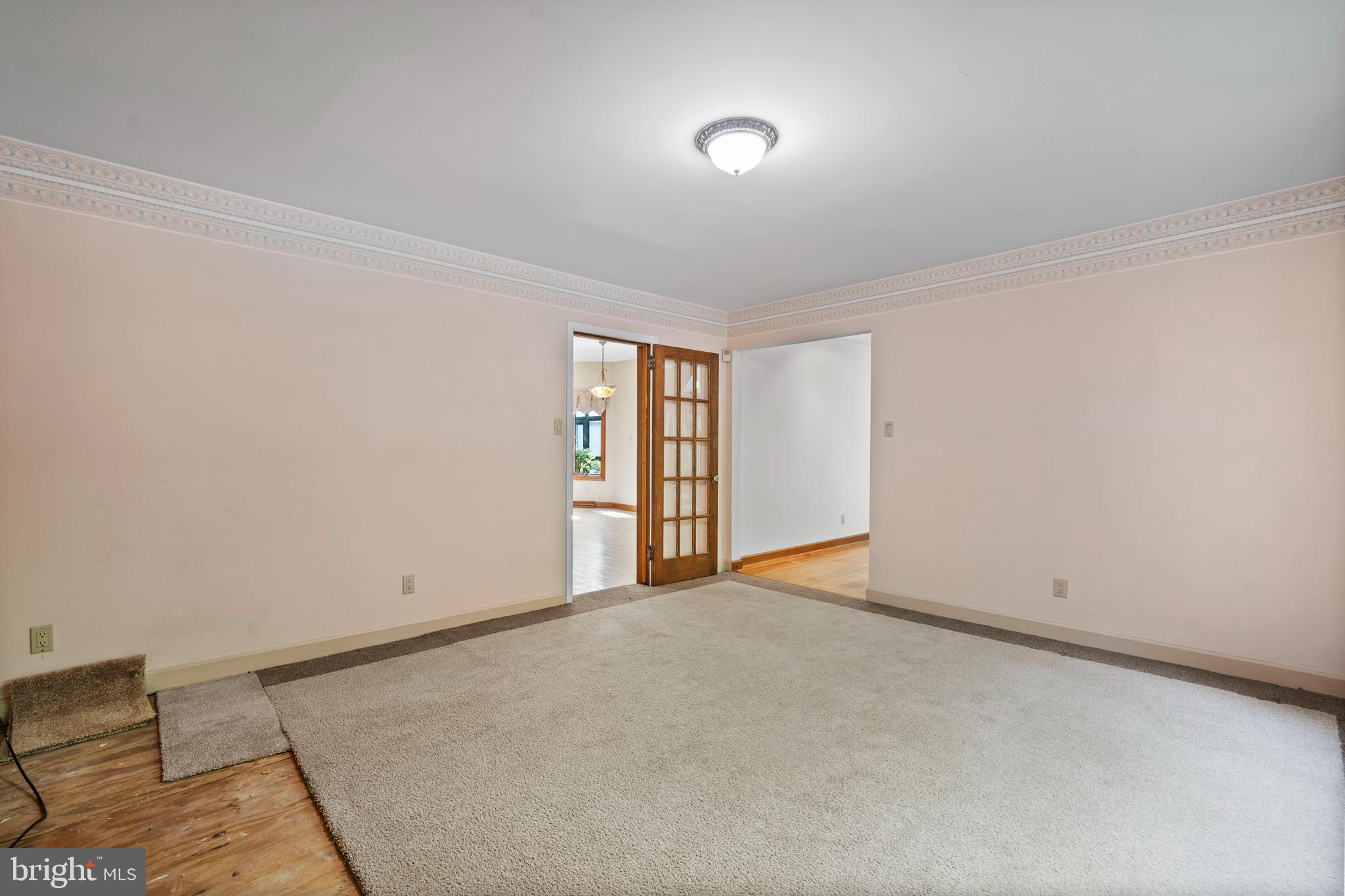 KERRICK MANOR - Residential