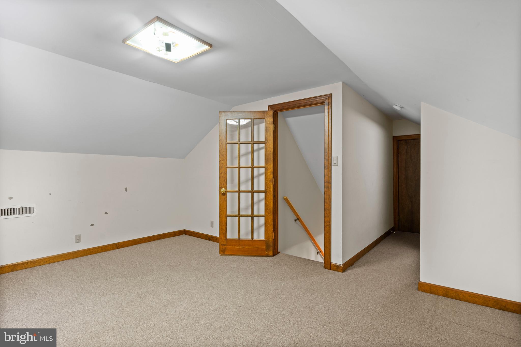 KERRICK MANOR - Residential