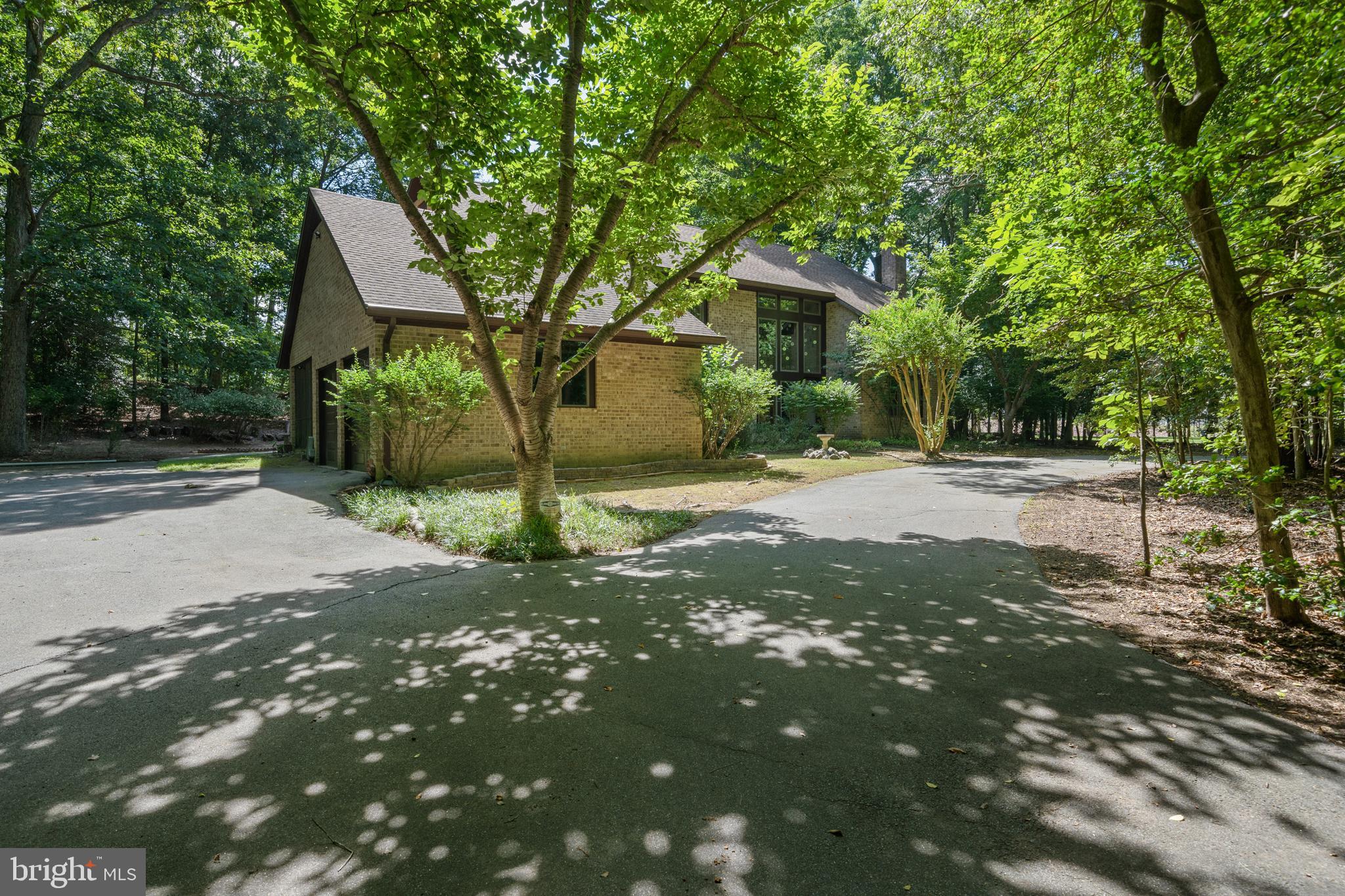 KERRICK MANOR - Residential