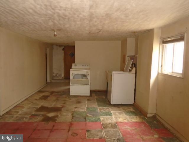 WOODMERE - Residential