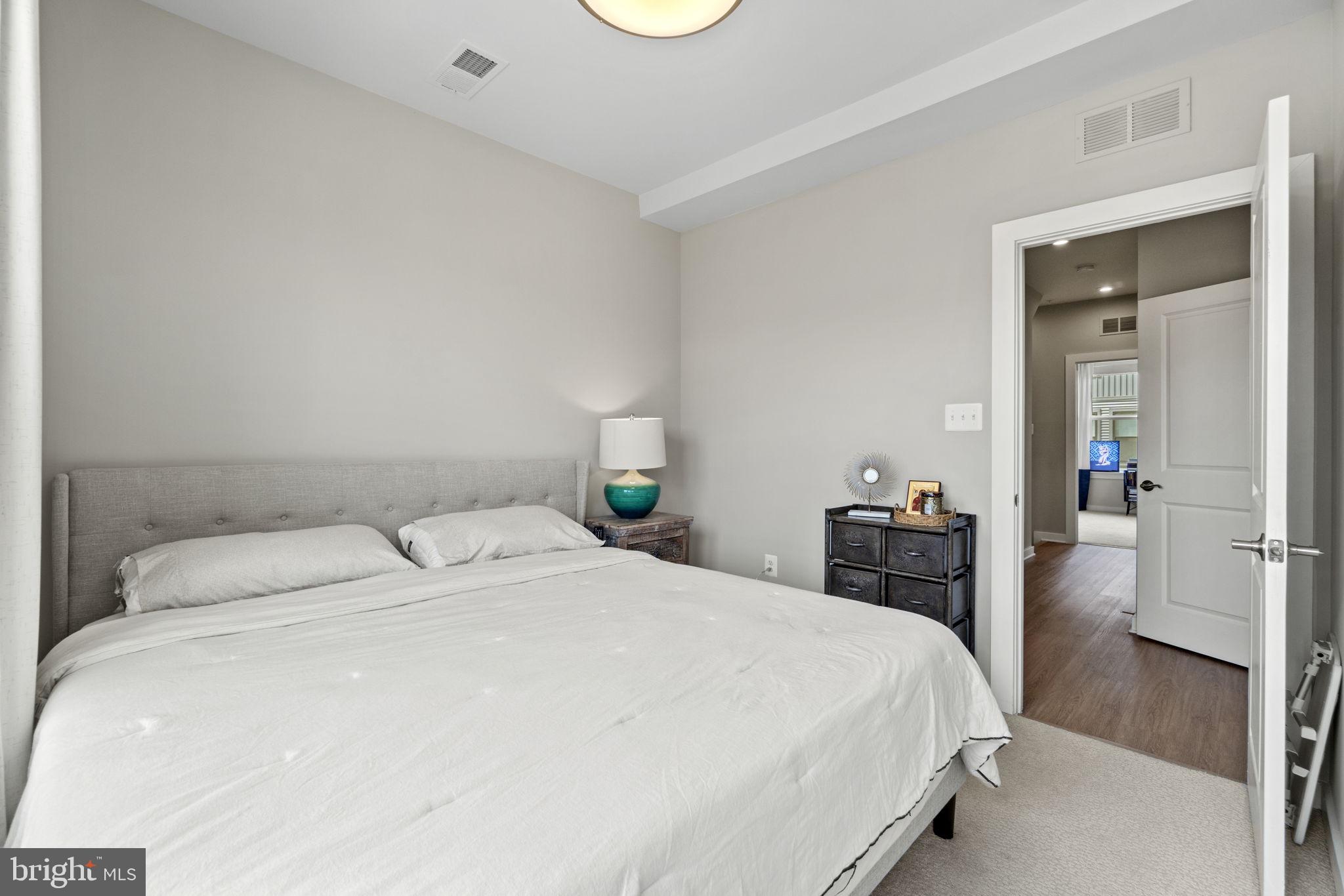 WEST HYATTSVILLE - Residential Lease