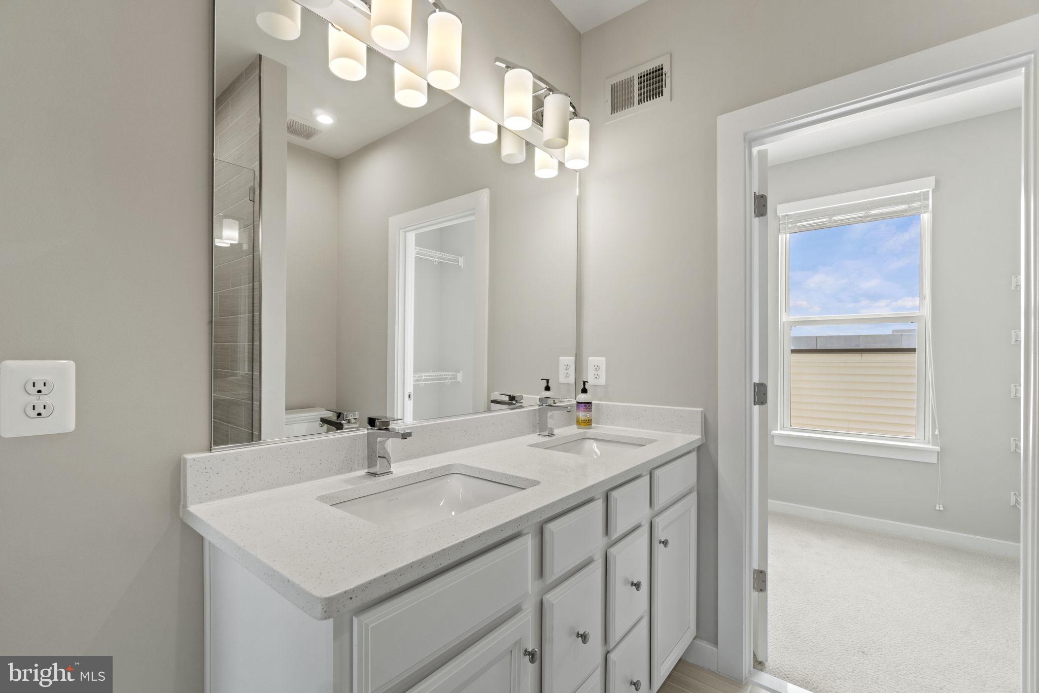 WEST HYATTSVILLE - Residential Lease