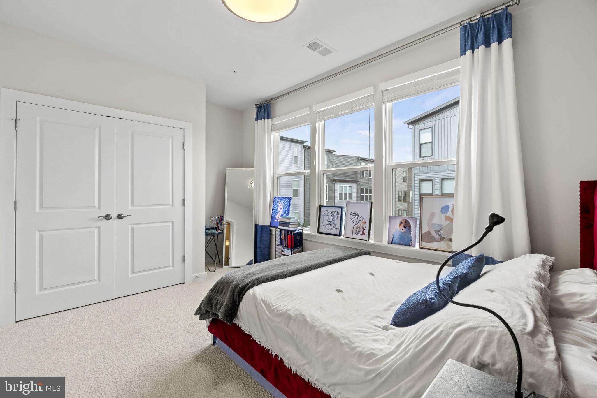 WEST HYATTSVILLE - Residential Lease