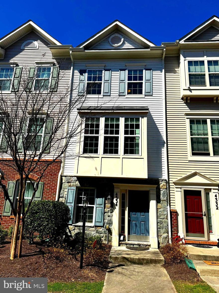 Welcome to your new home at Triangle Highlands Condo Community! This exquisite 4-level townhome, complete with a 1-car Garage, boasts 3 bedrooms, 3 full baths, and 2 half baths. Enjoy the luxury of TWO main suites, 9-foot ceilings, and abundant hardwood flooring throughout, complemented by ample natural light flooding every room. Freshly painted and move-in ready, this home features a kitchen adorned with mahogany cabinetry, granite countertops, and crown molding, all under vaulted ceilings. The 4th level bedroom and bath create a serene oasis, complete with a spacious walk-in closet and charming window/skylight nook.
Outside, the neighborhood offers walking paths, a community pool, and a playground for young ones. Plus, the unbeatable location just 5 minutes from Quantico and I-95, Rt 1, and a mere 8 miles to VRE makes commuting a breeze. Condo Fee covers water, sewer, trash, pool access, tot lot, lawn care, and snow removal. Don't miss out on this incredible opportunity!