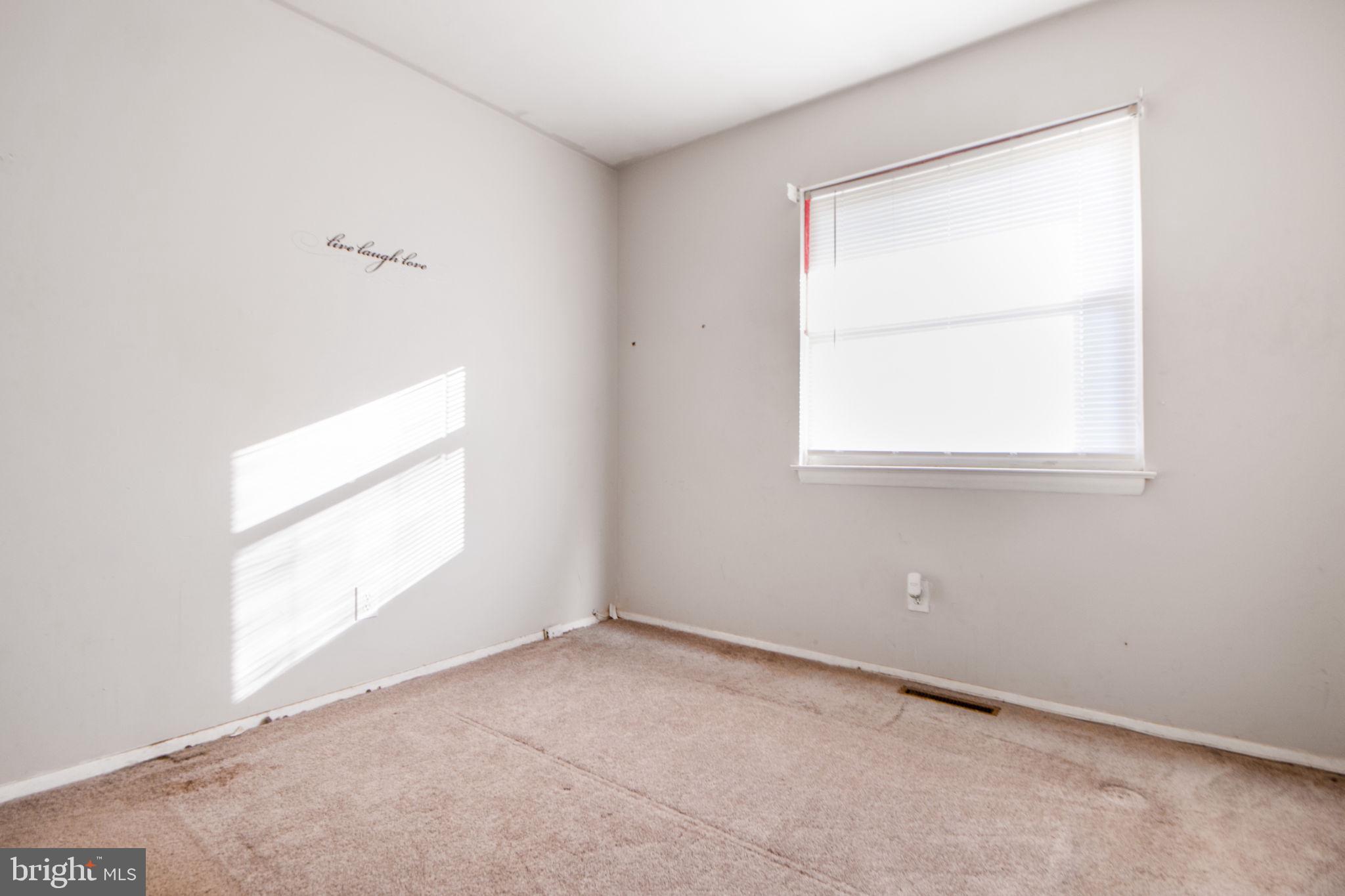 LAYDON PARK - Residential