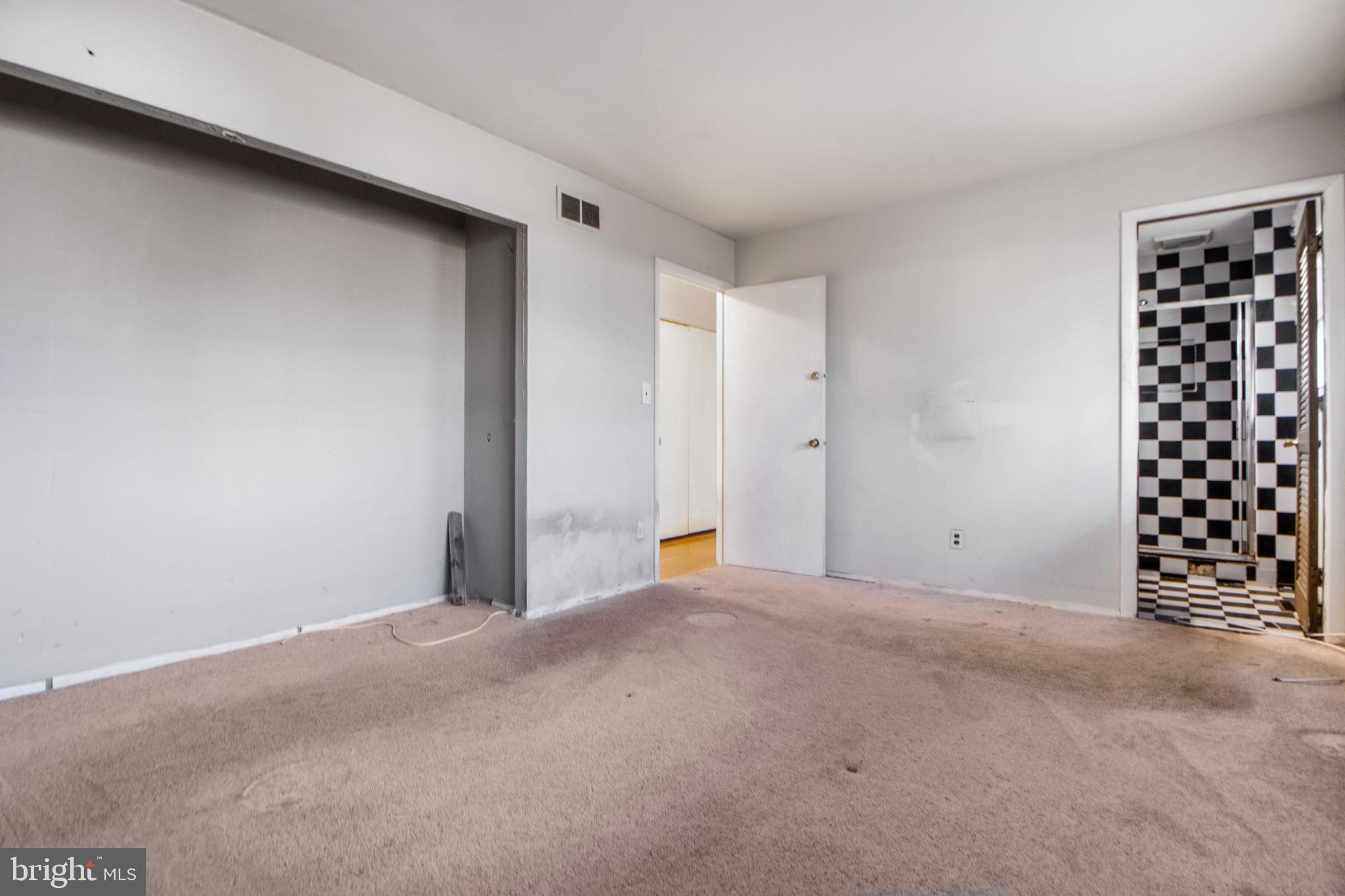 LAYDON PARK - Residential