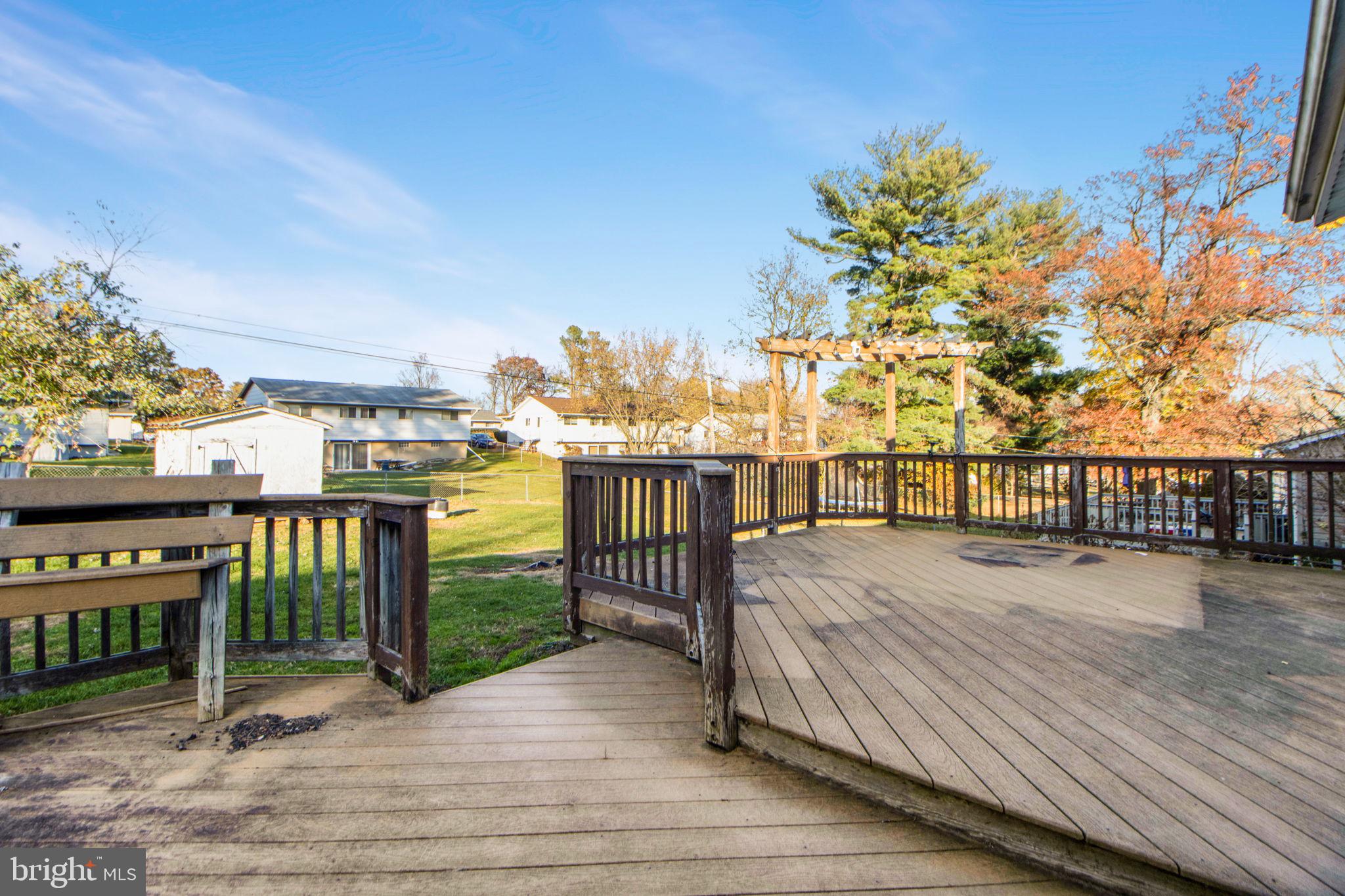 LAYDON PARK - Residential