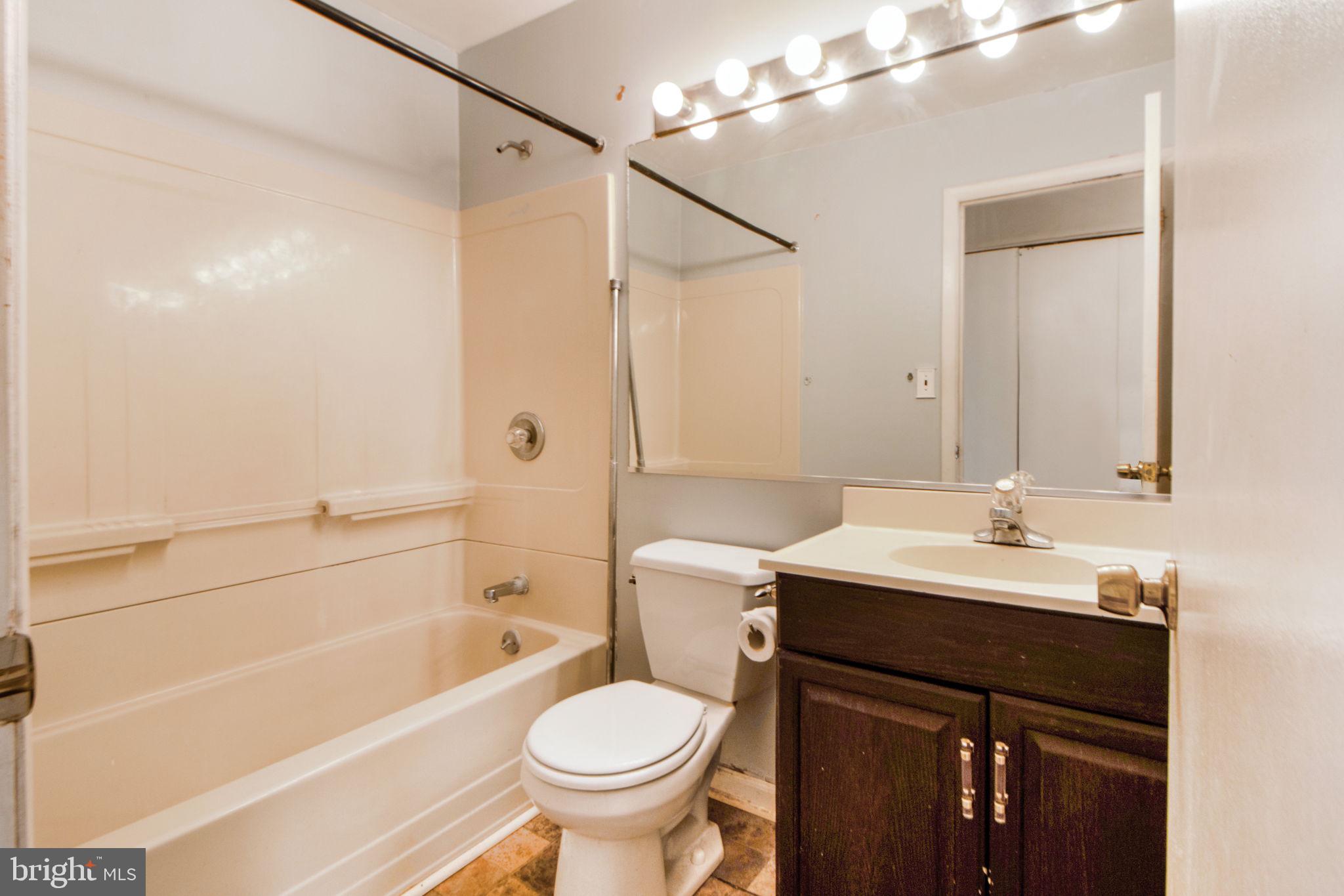 LAYDON PARK - Residential