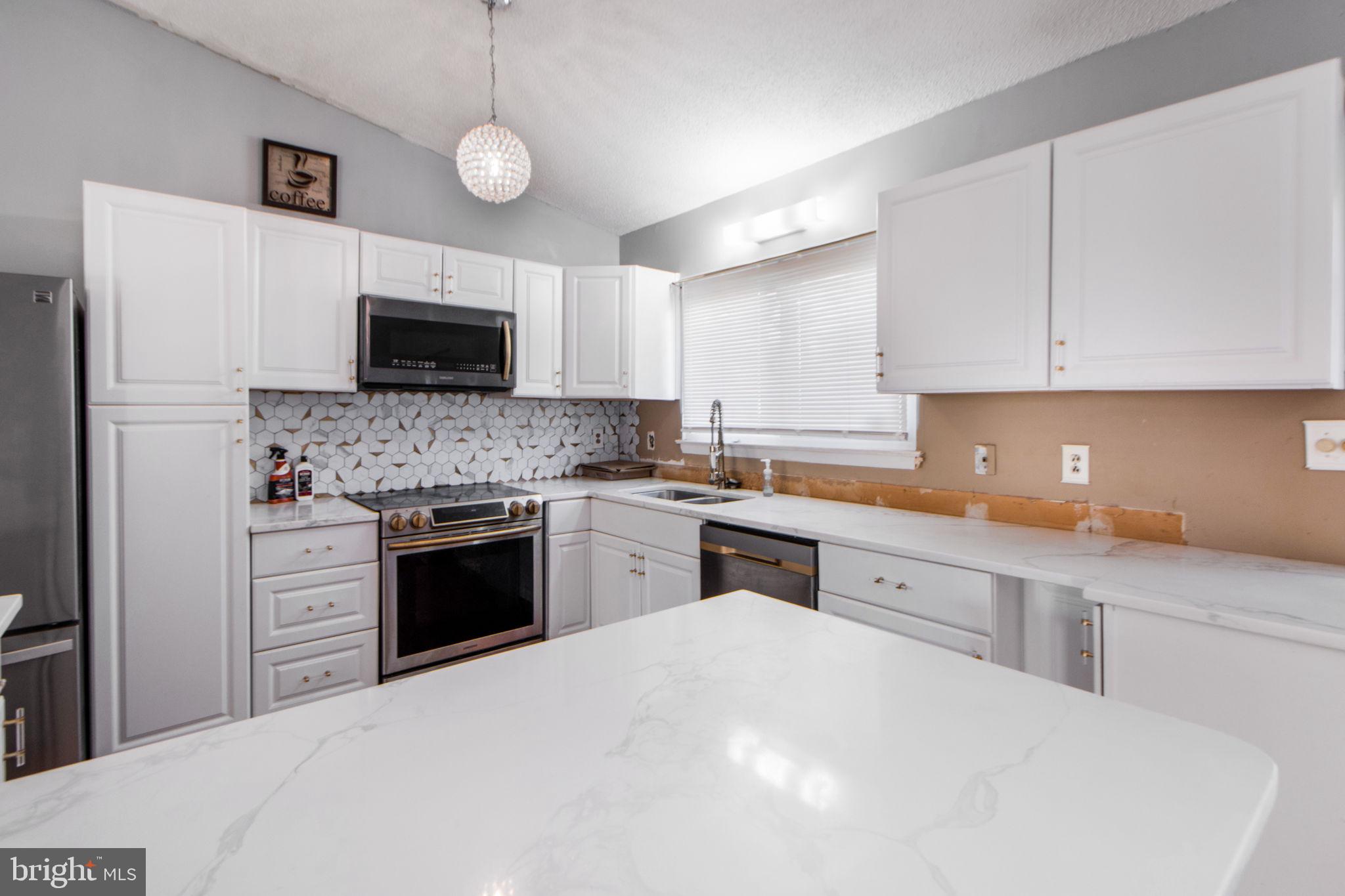 LAYDON PARK - Residential