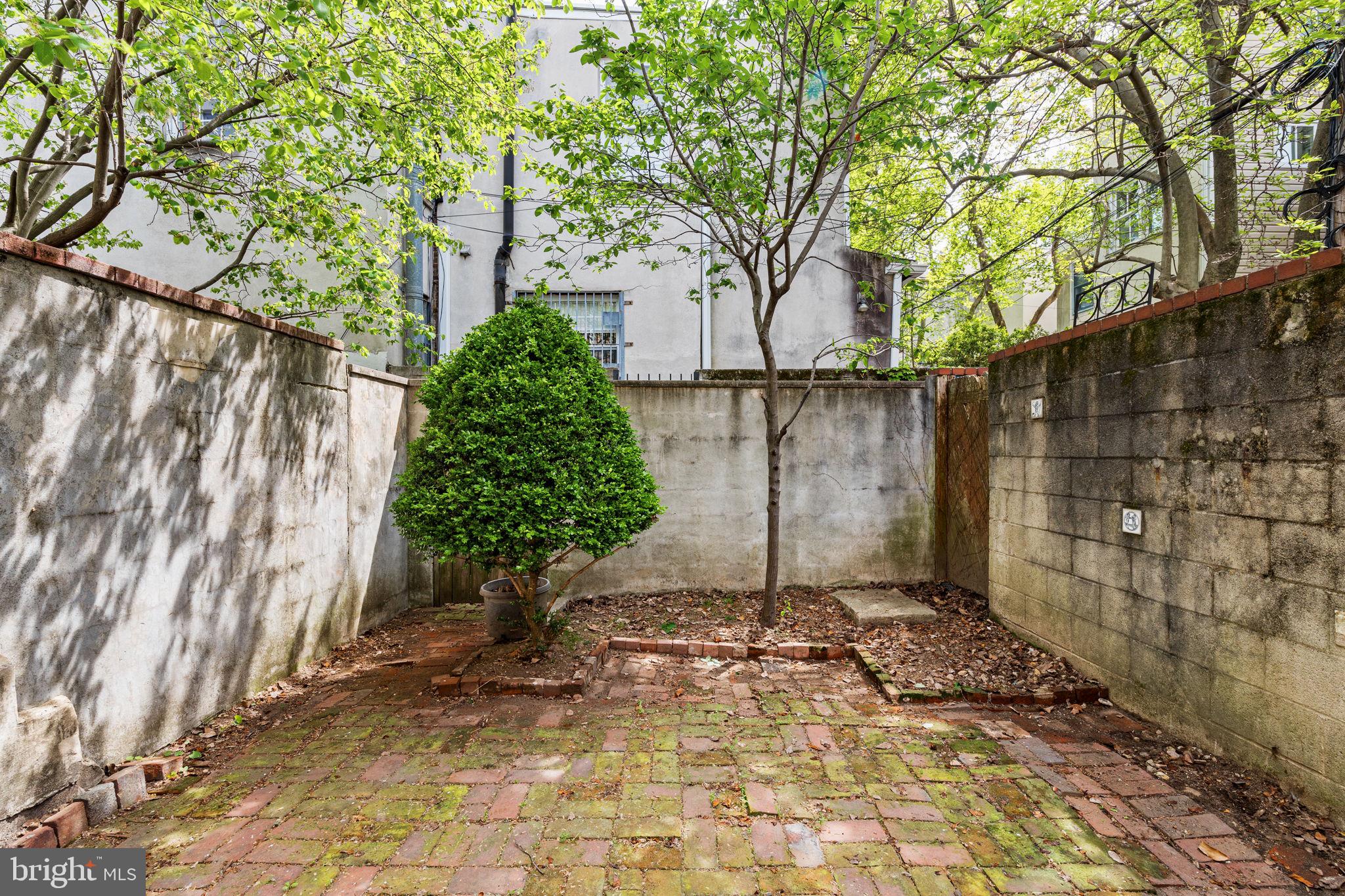 FITLER SQUARE - Residential Lease